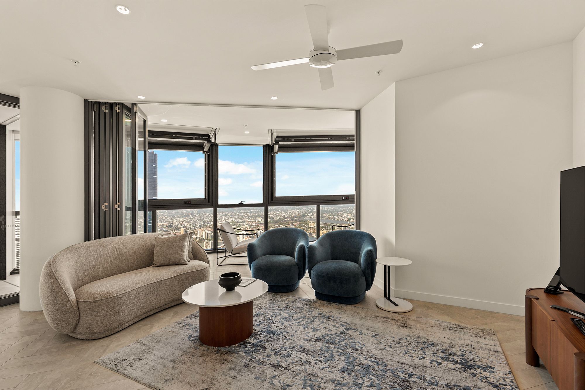 5808/8 Margaret Street — photo 11 of 25