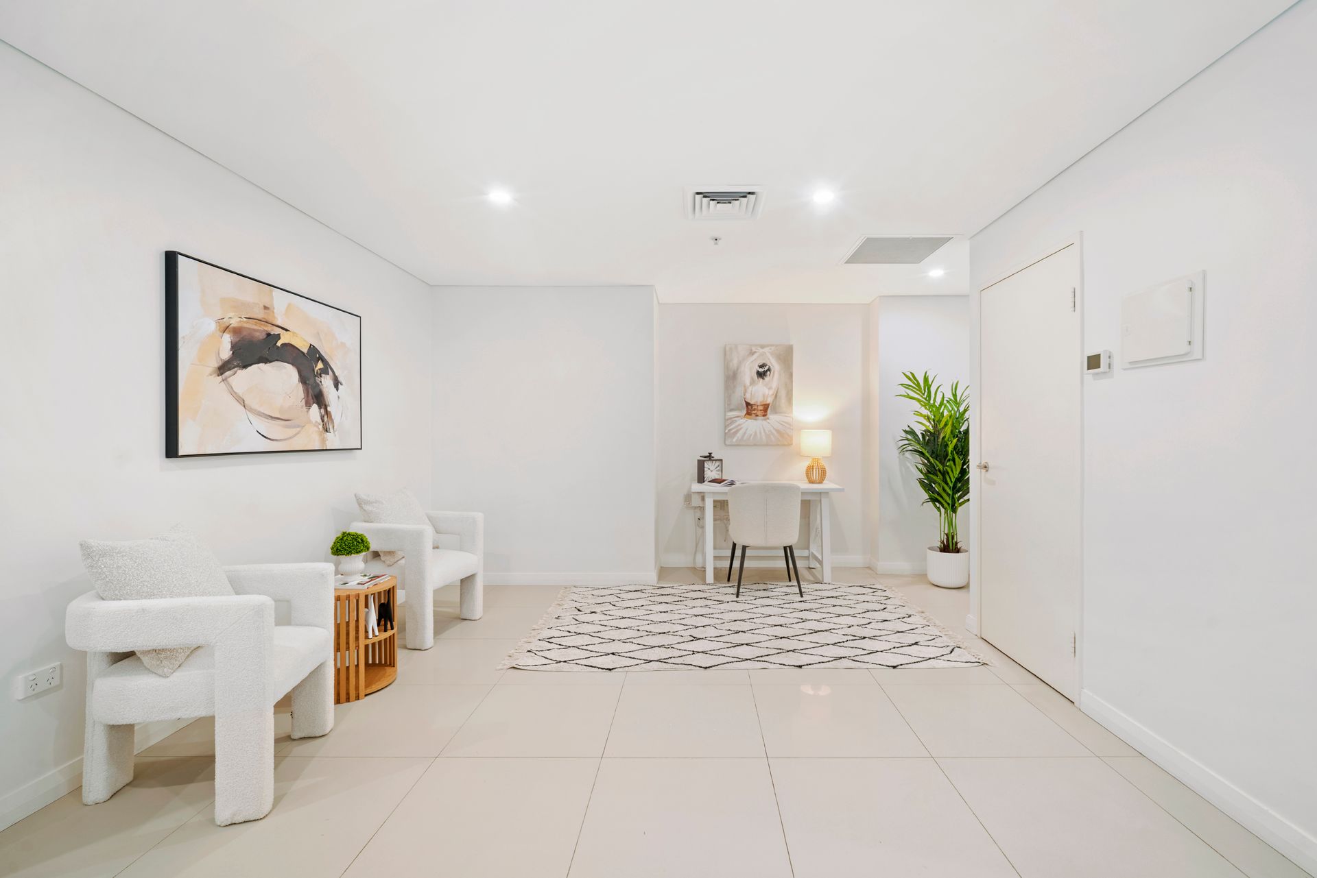 A219/208-210 Coward Street — photo 5 of 19