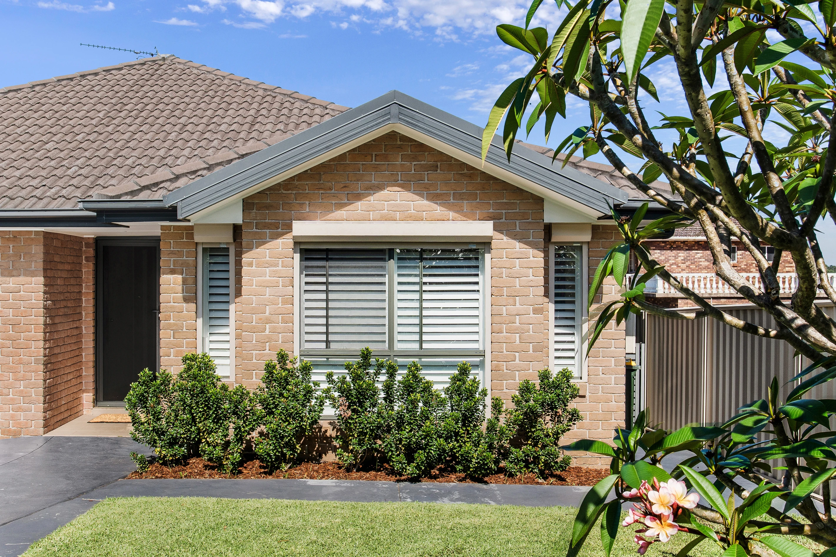 3 Myrtle Street, Coniston, NSW 2500