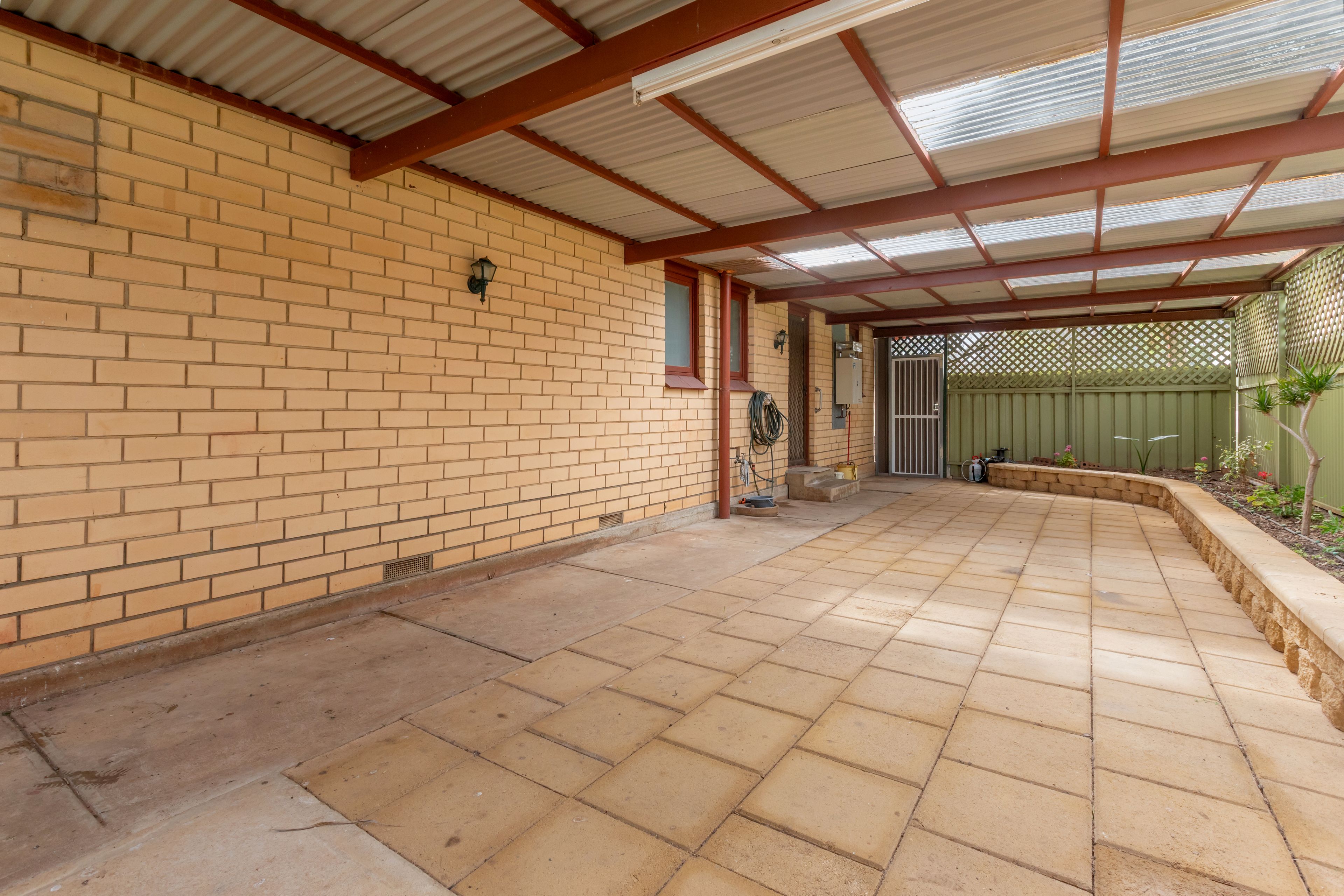 12 Palari Crescent — photo 24 of 26
