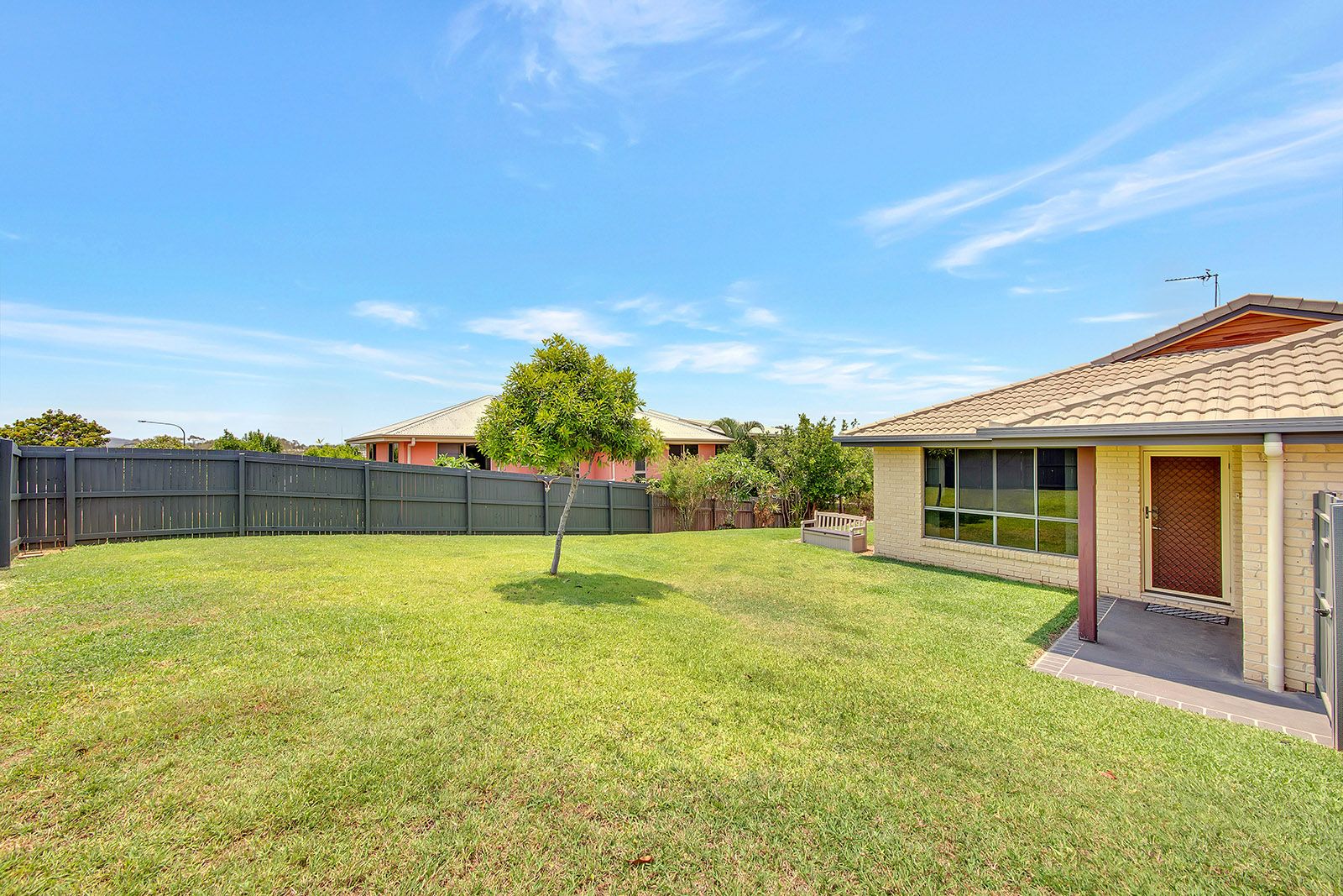 121 Emmadale Drive, New Auckland, QLD 4680