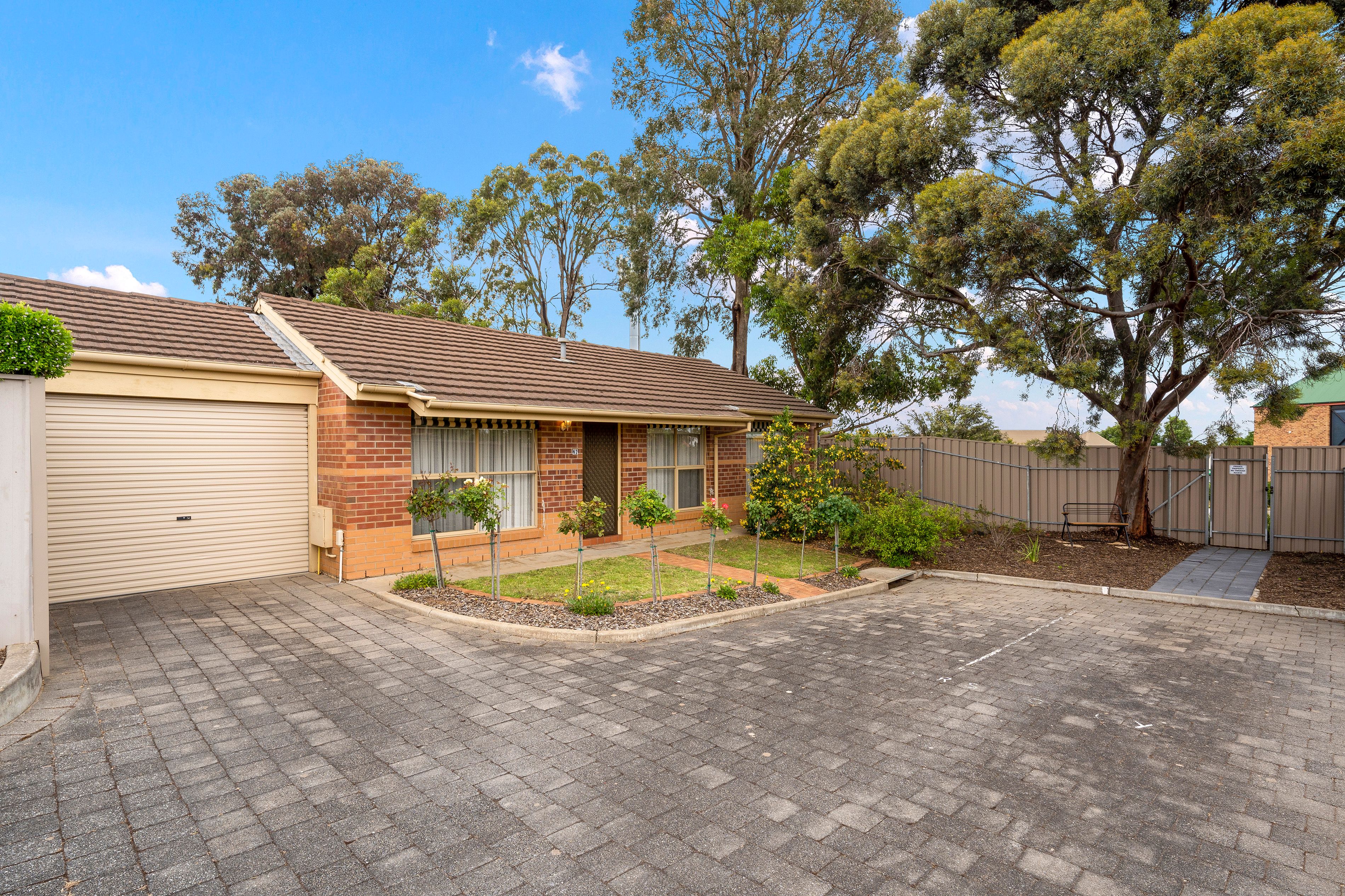 2/5 Timcris Court, Wynn Vale, SA 5127