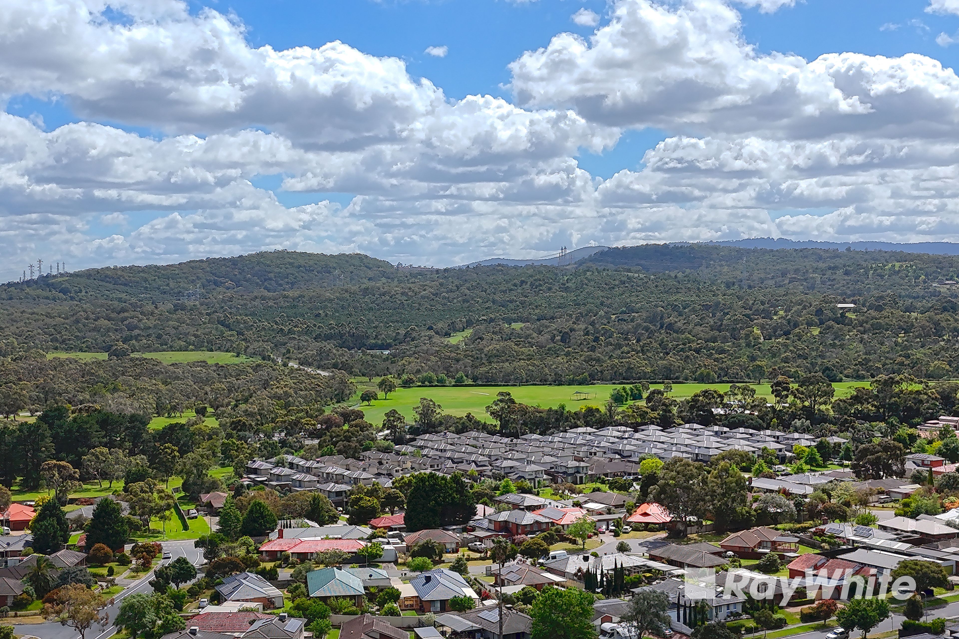 84 Chalcot Drive, Endeavour Hills, VIC 3802