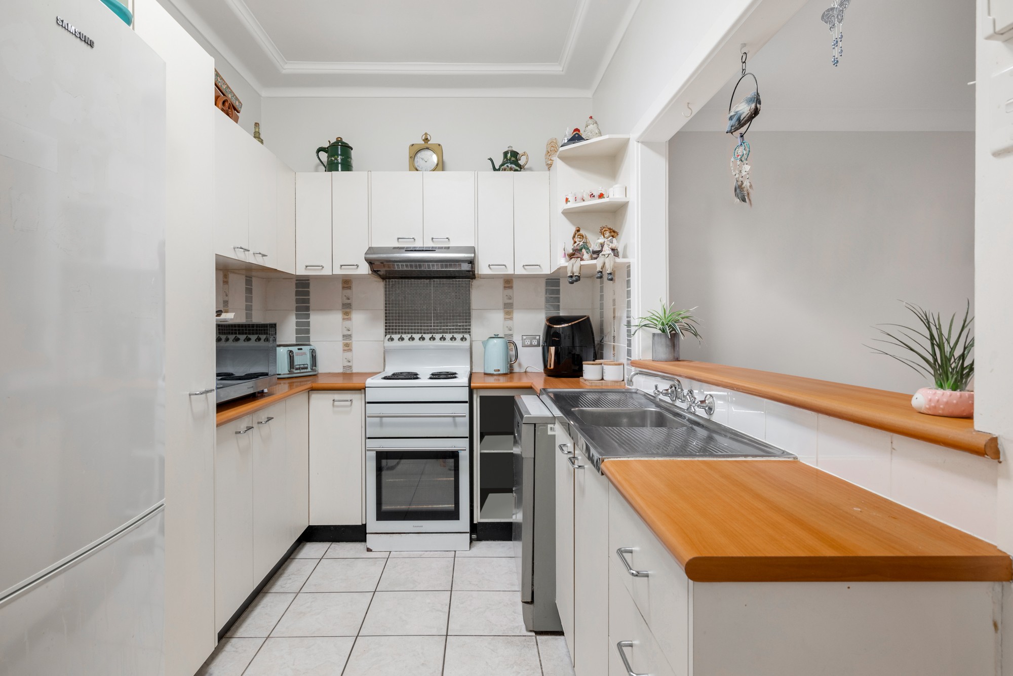 4 Illawong Road, Leumeah, NSW 2560