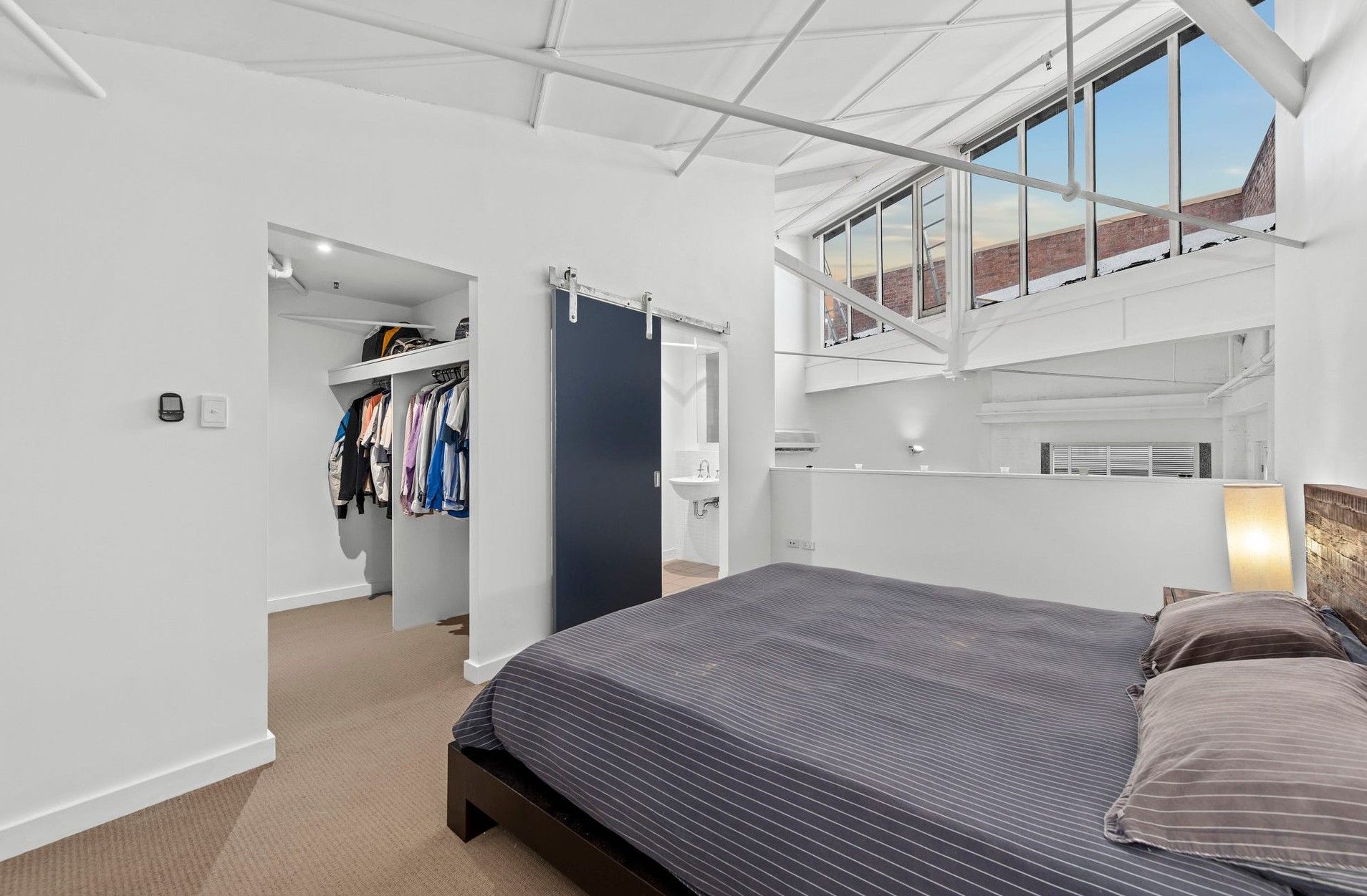 308/50 Macquarie Steet — photo 5 of 11