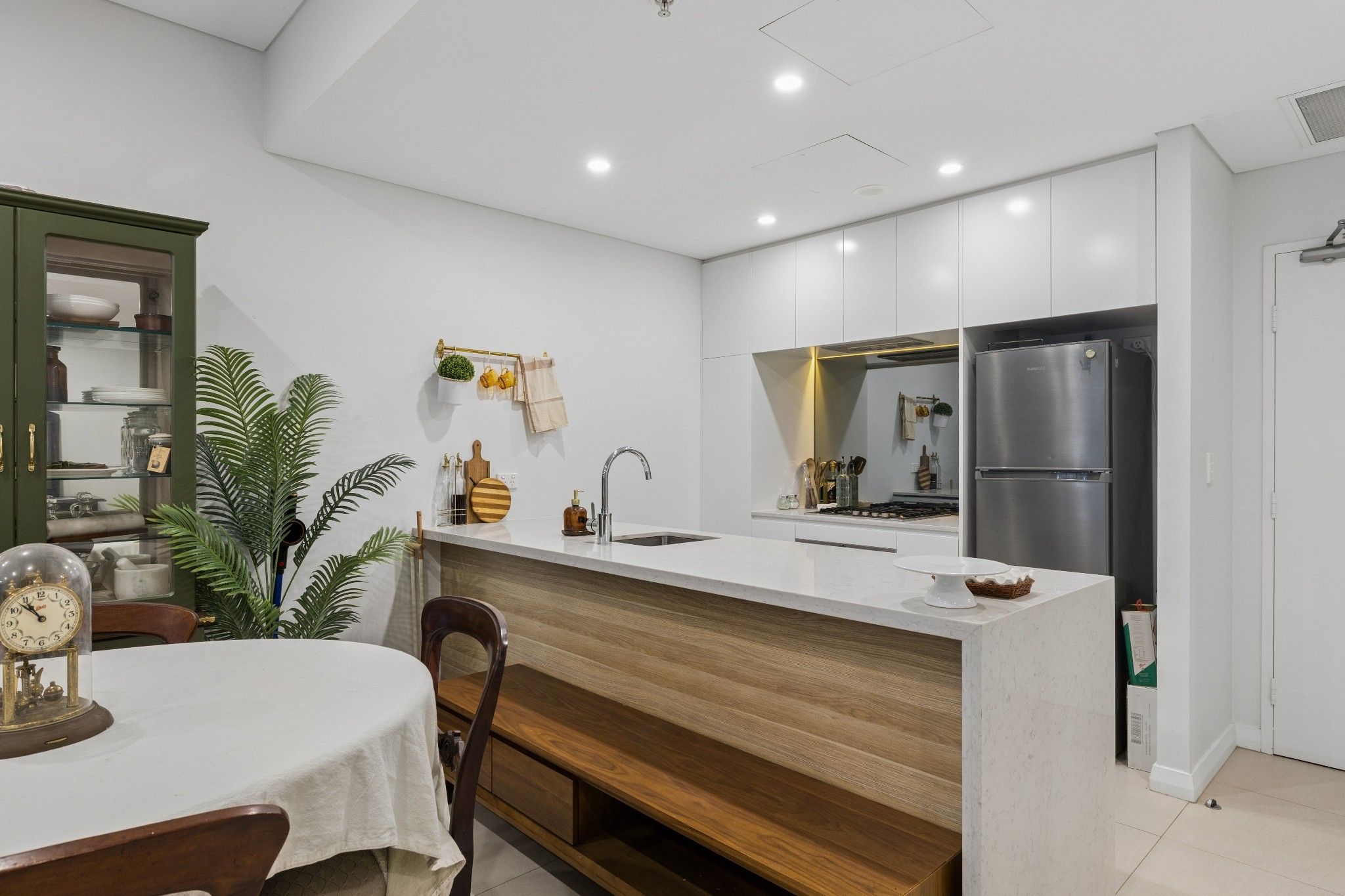 201B/41-45 Belmore Street — photo 5 of 17