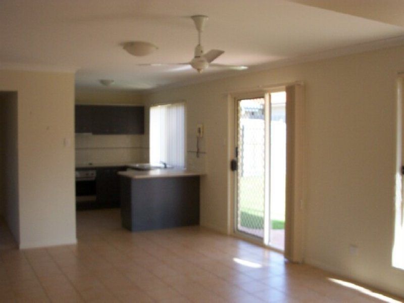 12 Parkvale Street, VICTORIA POINT, QLD 4156