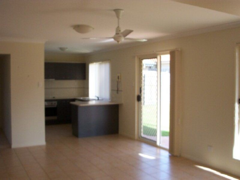 12 Parkvale Street, VICTORIA POINT, QLD 4156