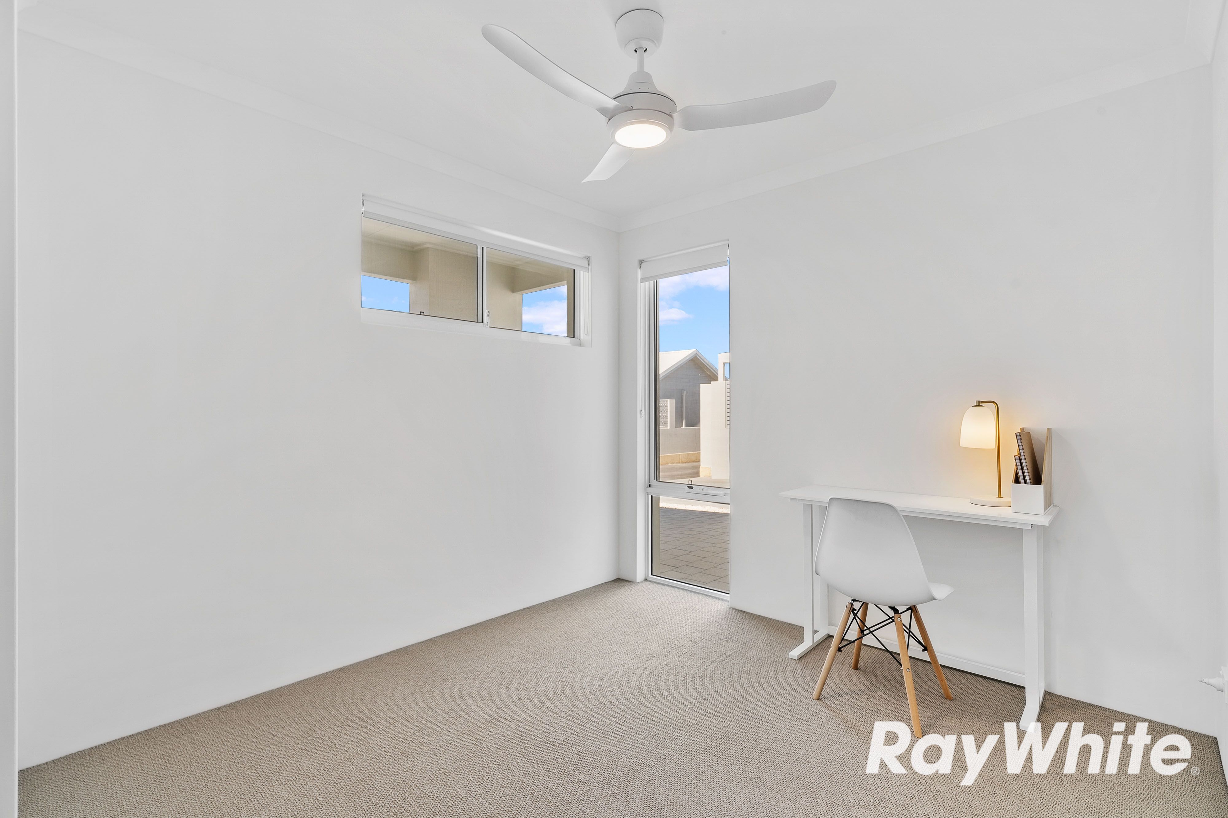 10/101 Oakleigh Drive — photo 15 of 20