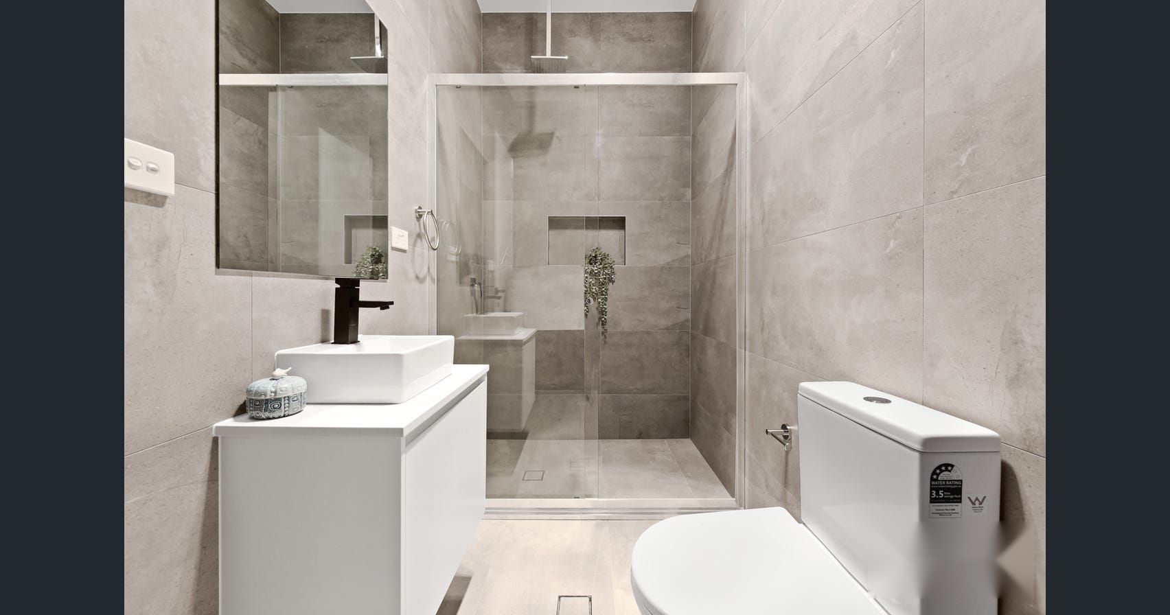 31 Cassinia Avenue — photo 12 of 14