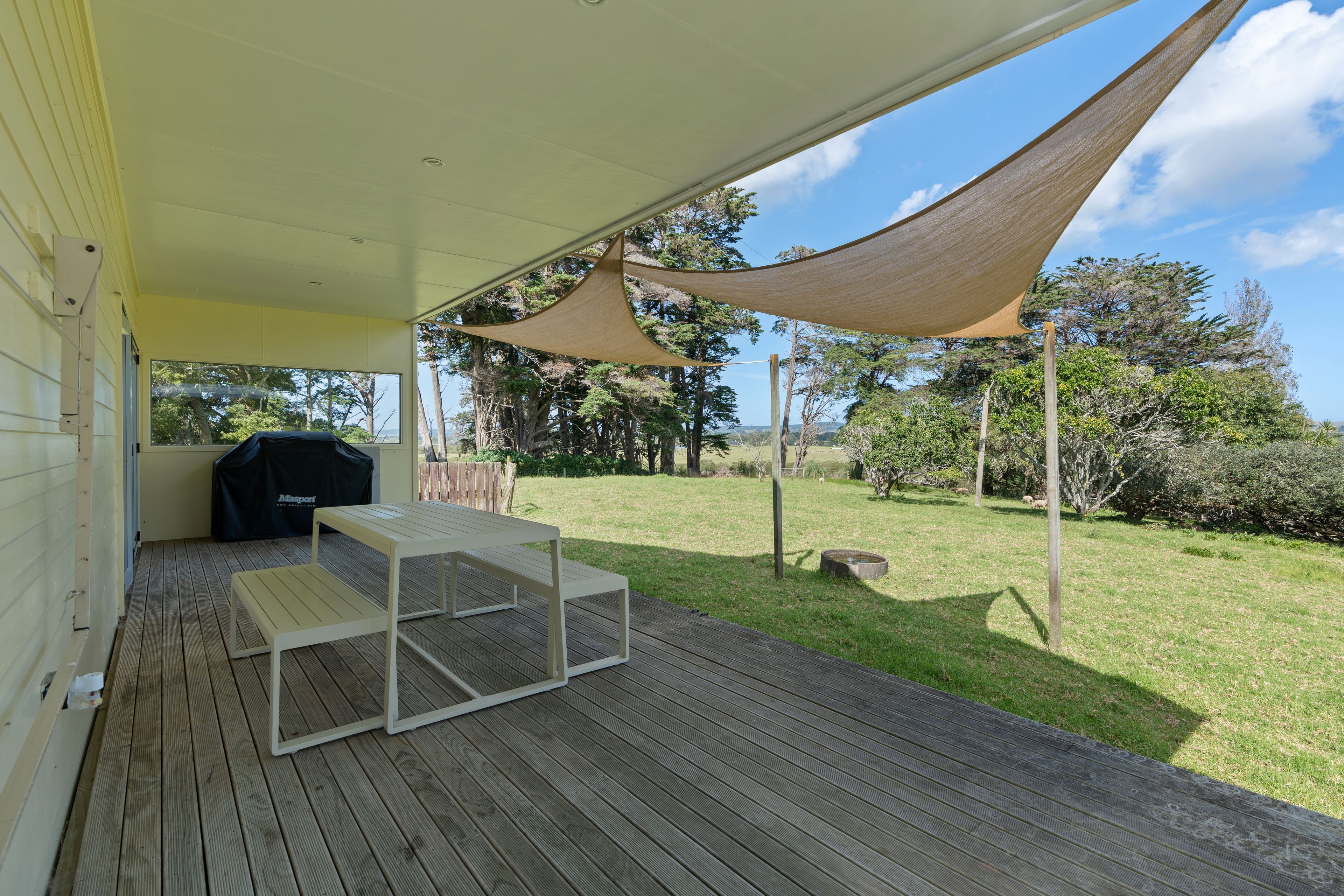 174 Kaipara Coast Highway, Helensville, Rodney