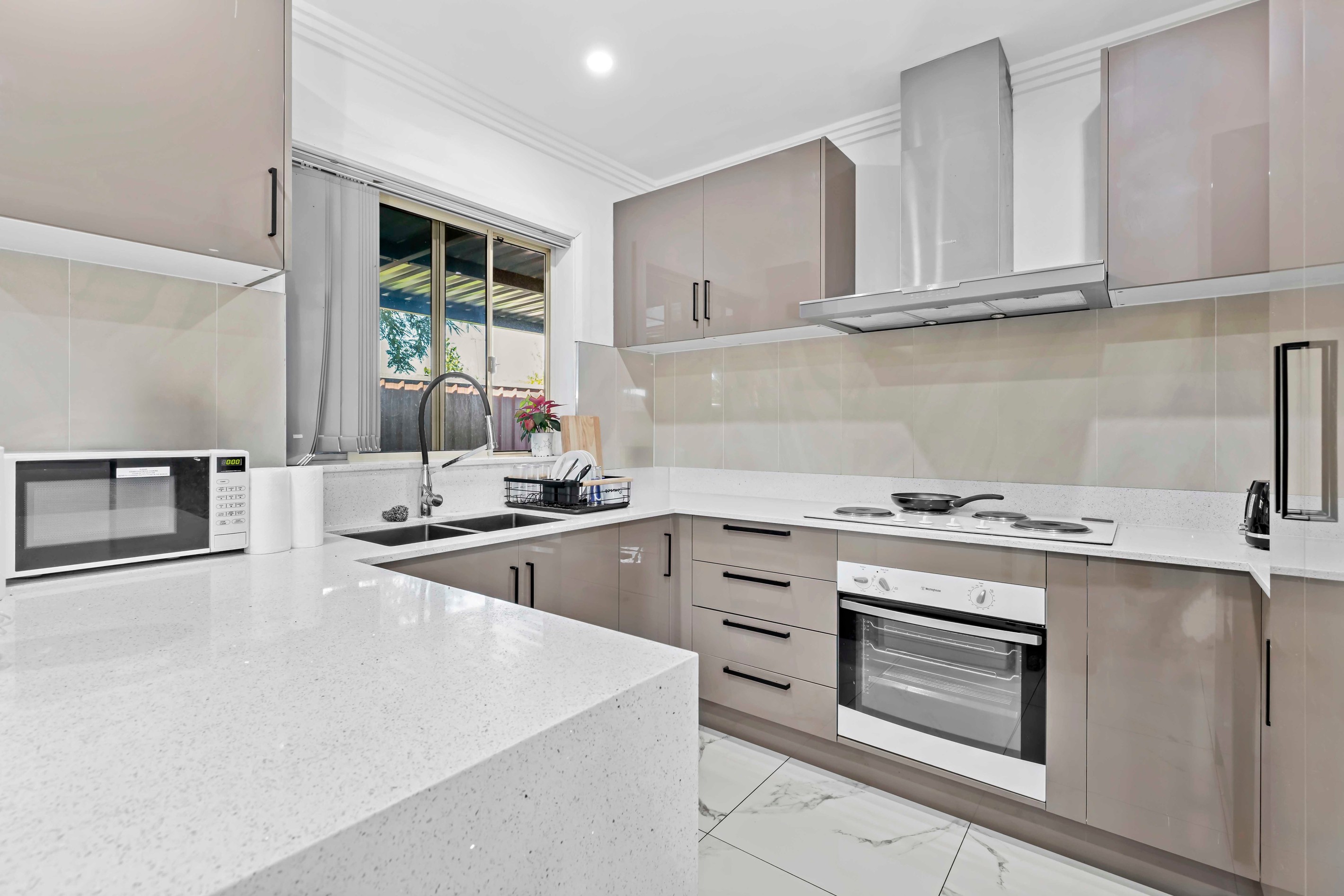 8 Brooker Street, Colyton, NSW 2760