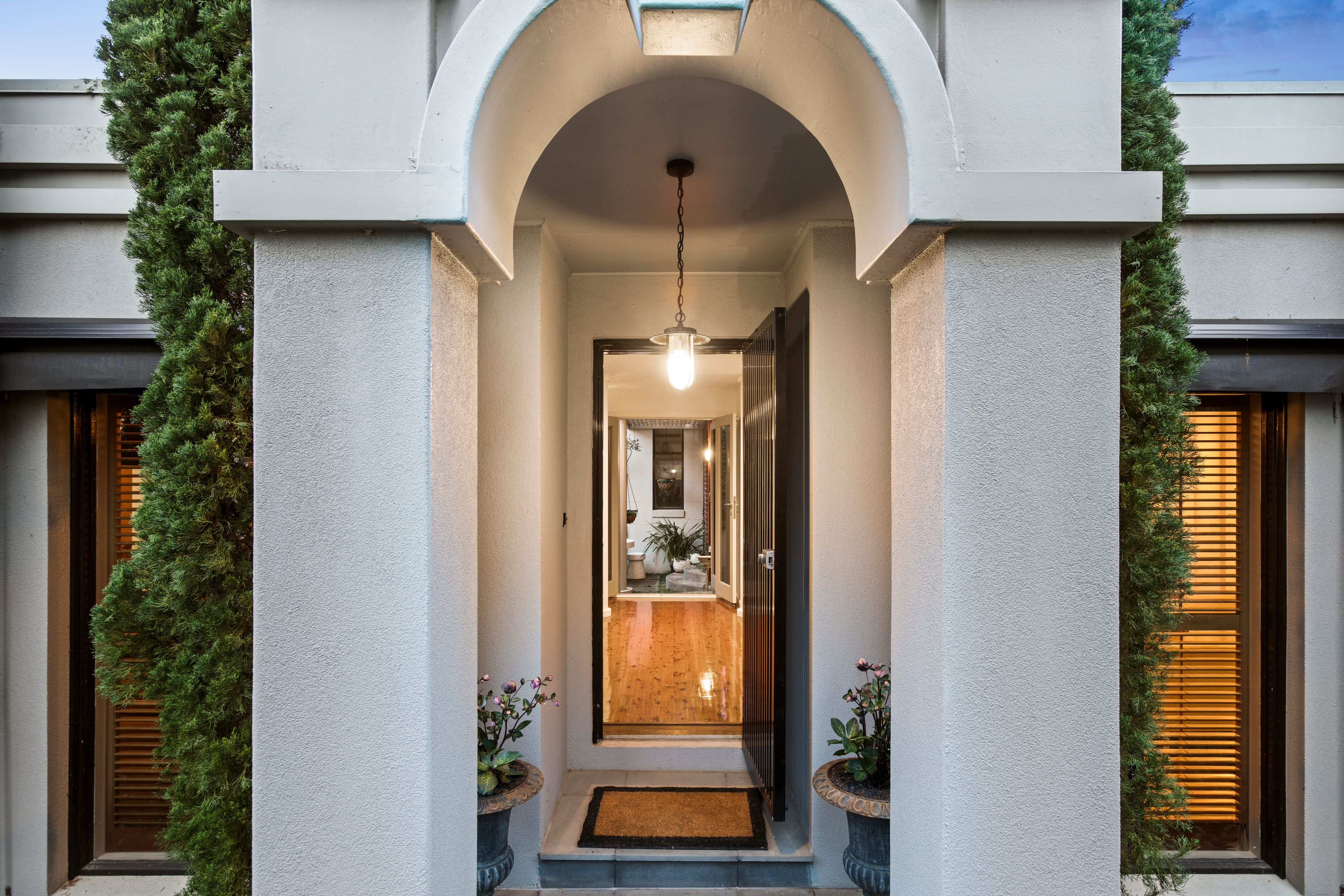 2 Leilani Court, Highton, VIC 3216