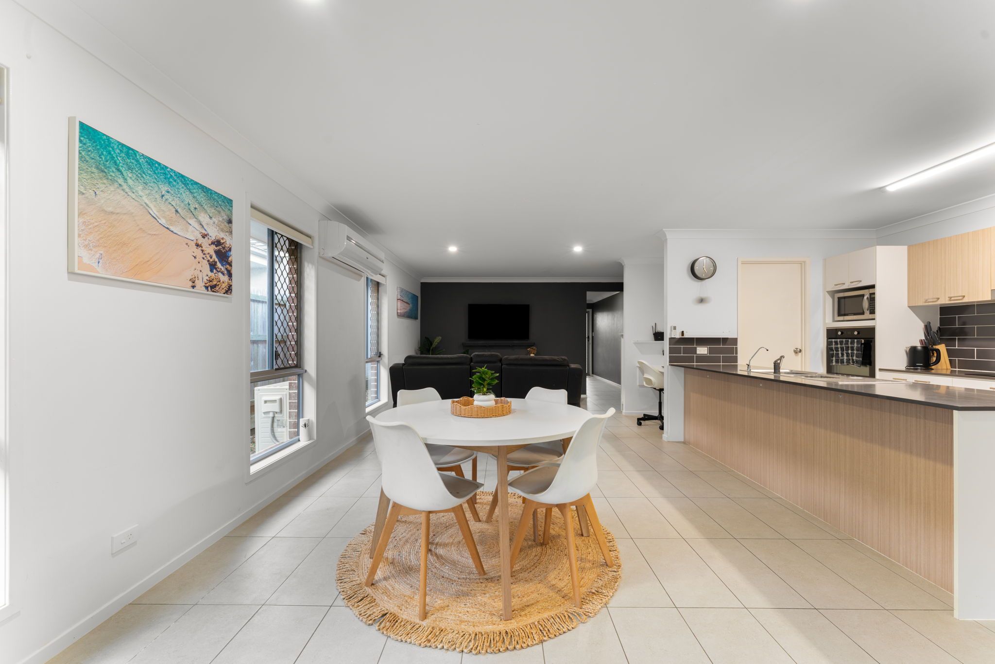25 Mount Cooroora Street — photo 16 of 29