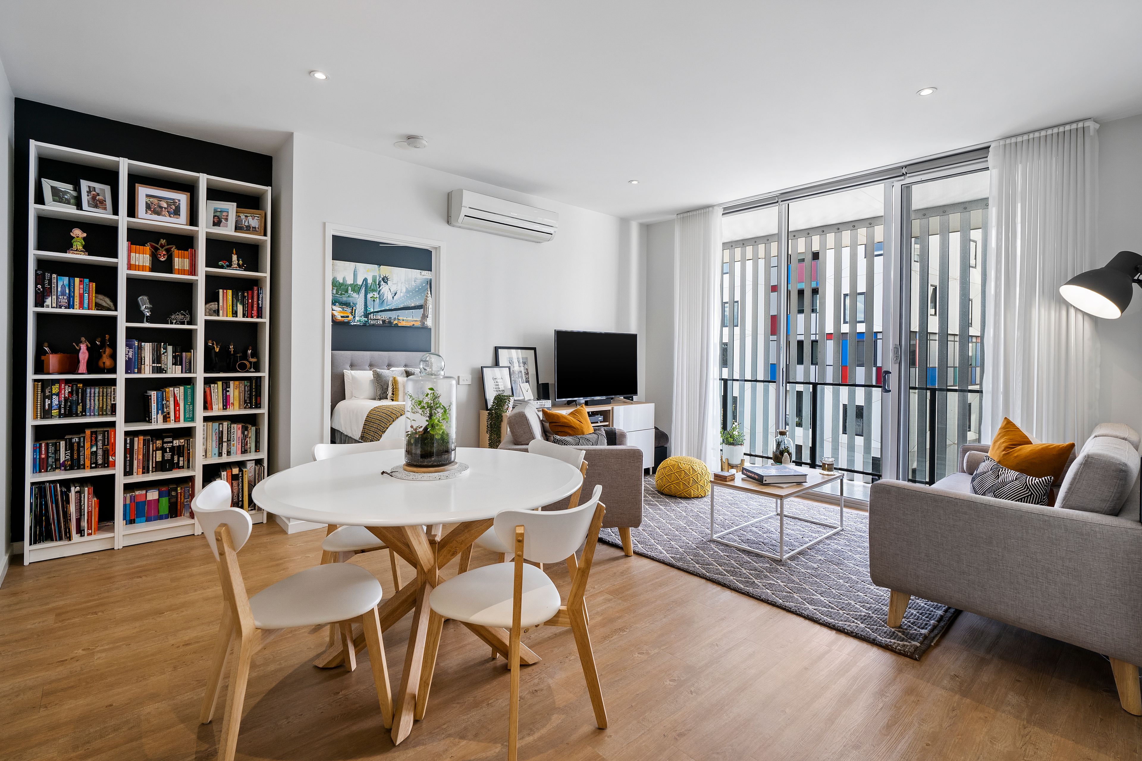302/337 Stud Road, Wantirna South, VIC 3152
