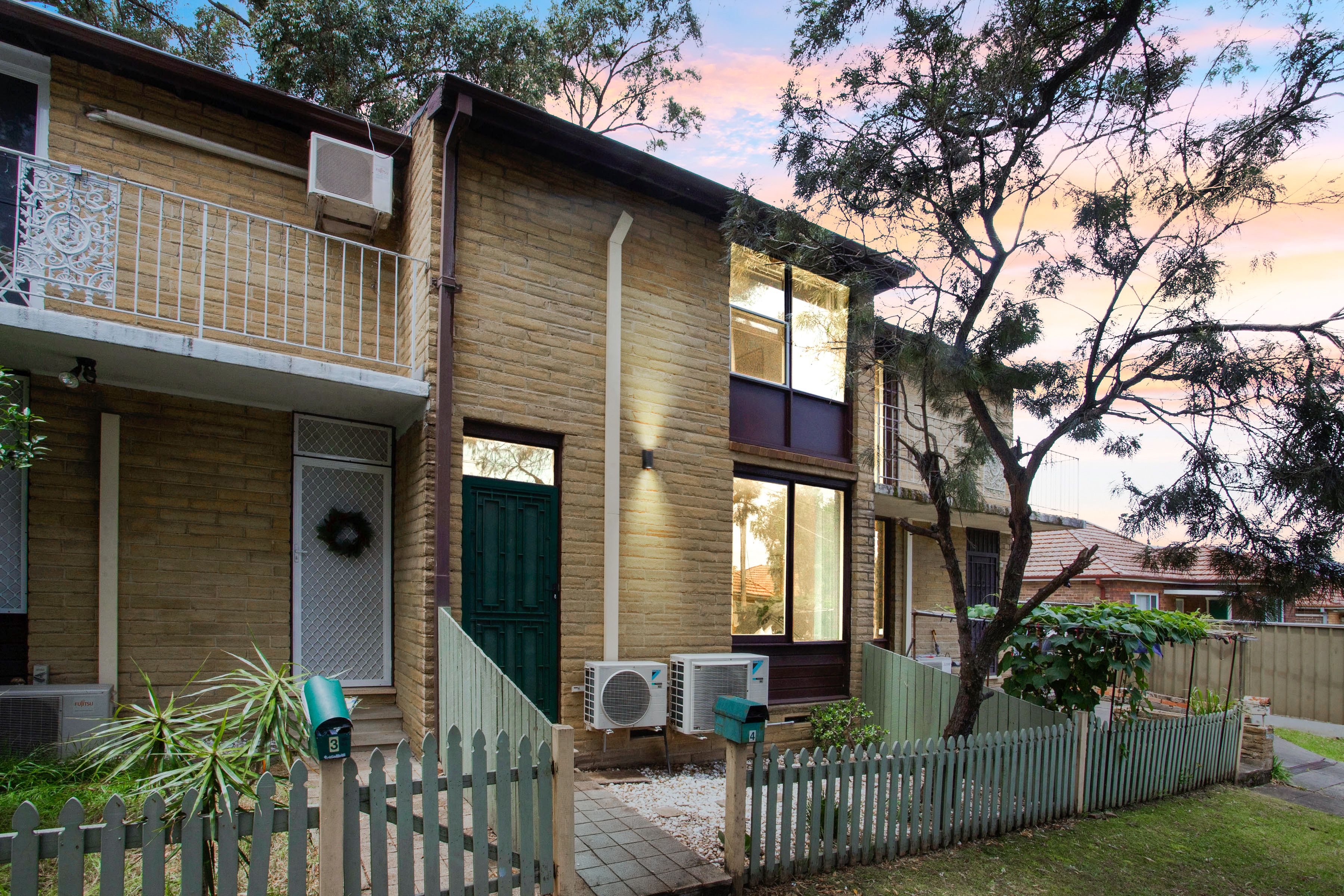 27 Hannans Road, Riverwood NSW 2210