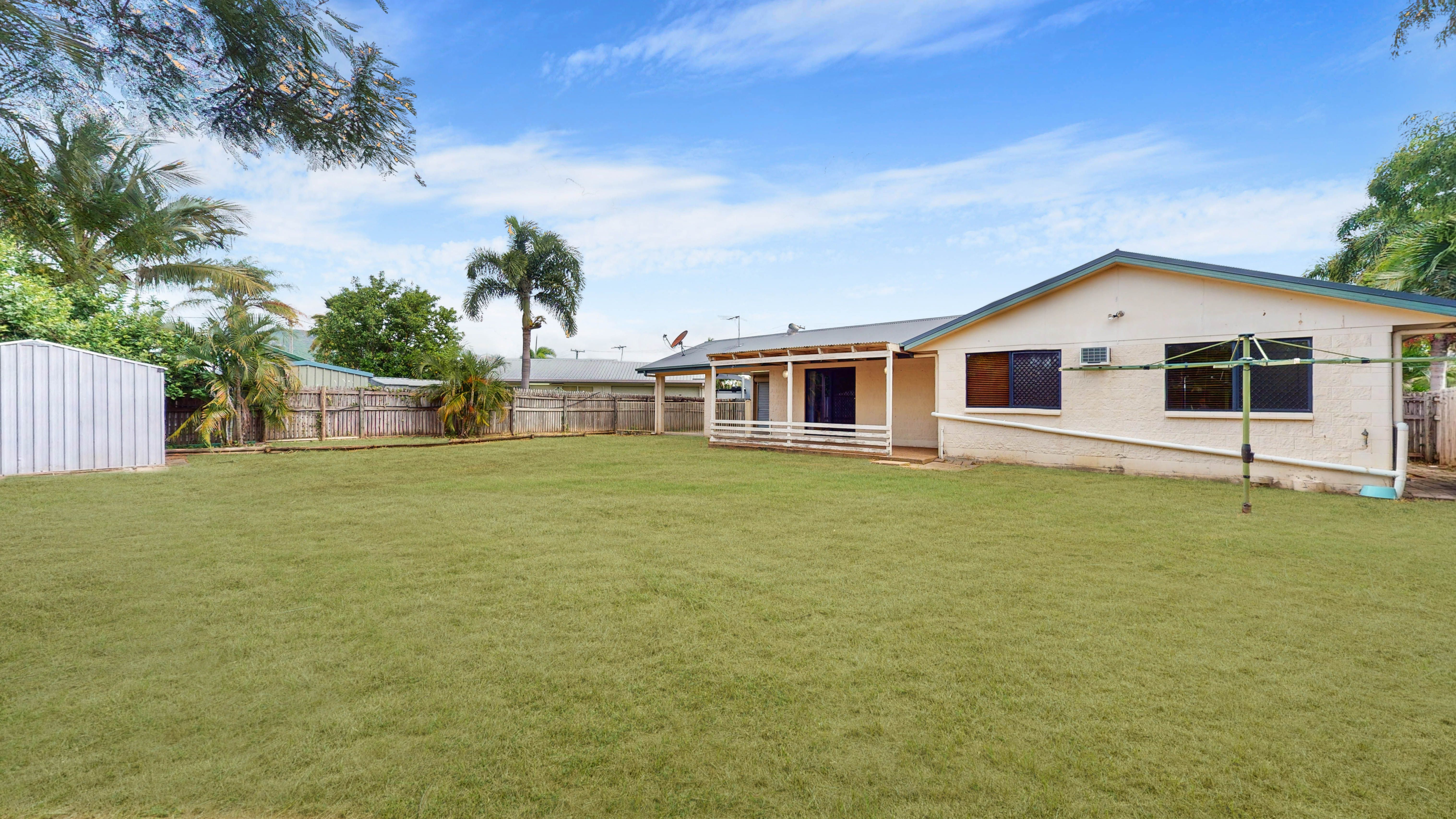 35 Amber Avenue, Rasmussen, QLD 4815
