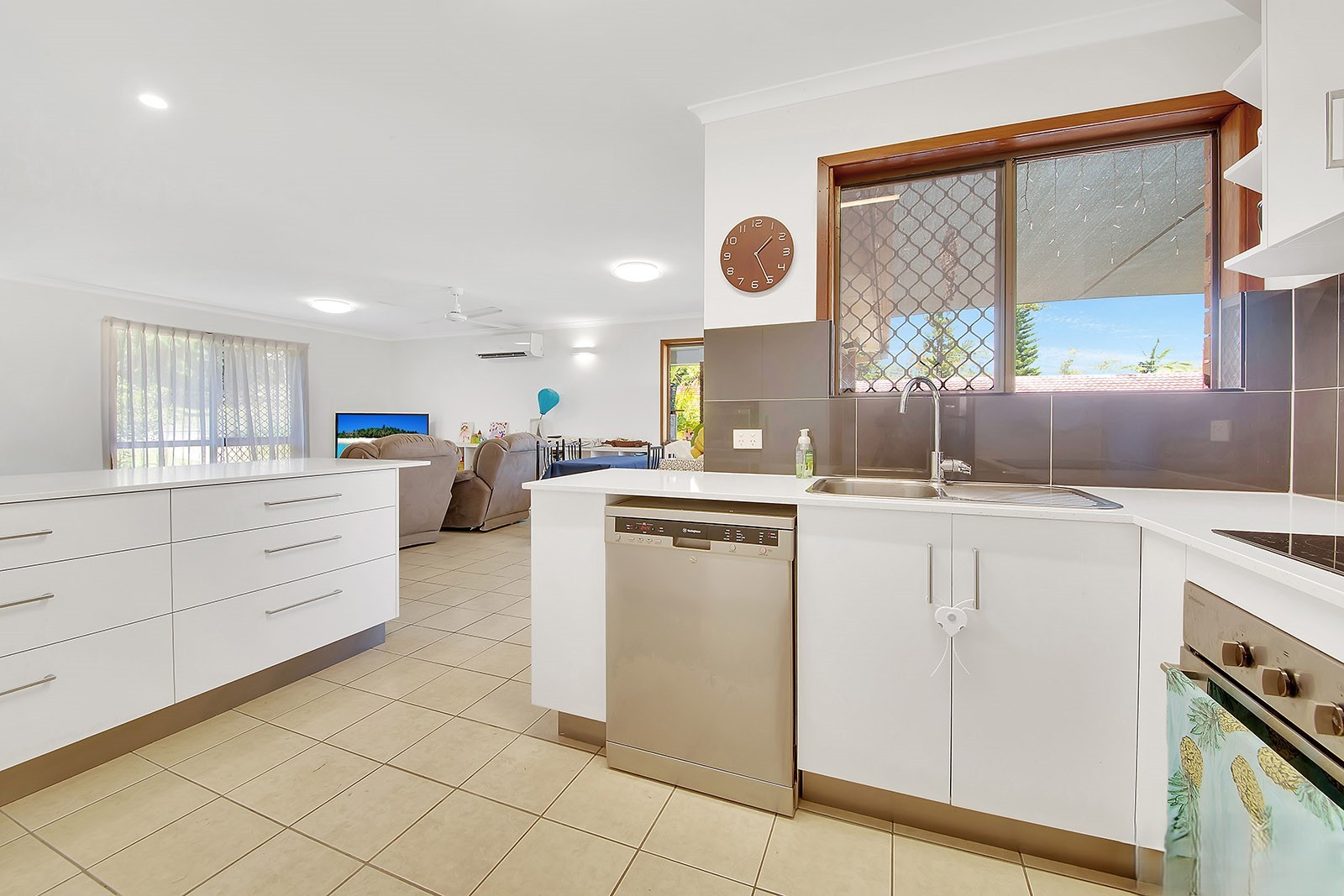 4 Holt Street, Yeppoon, QLD 4703