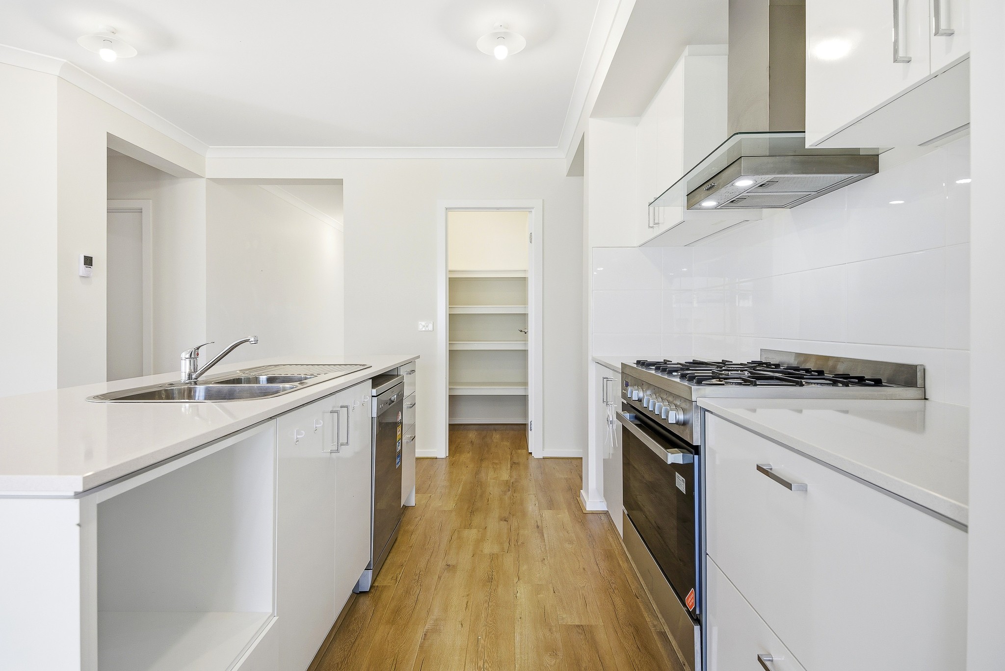 20 Thulian Street, Clyde North, VIC 3978