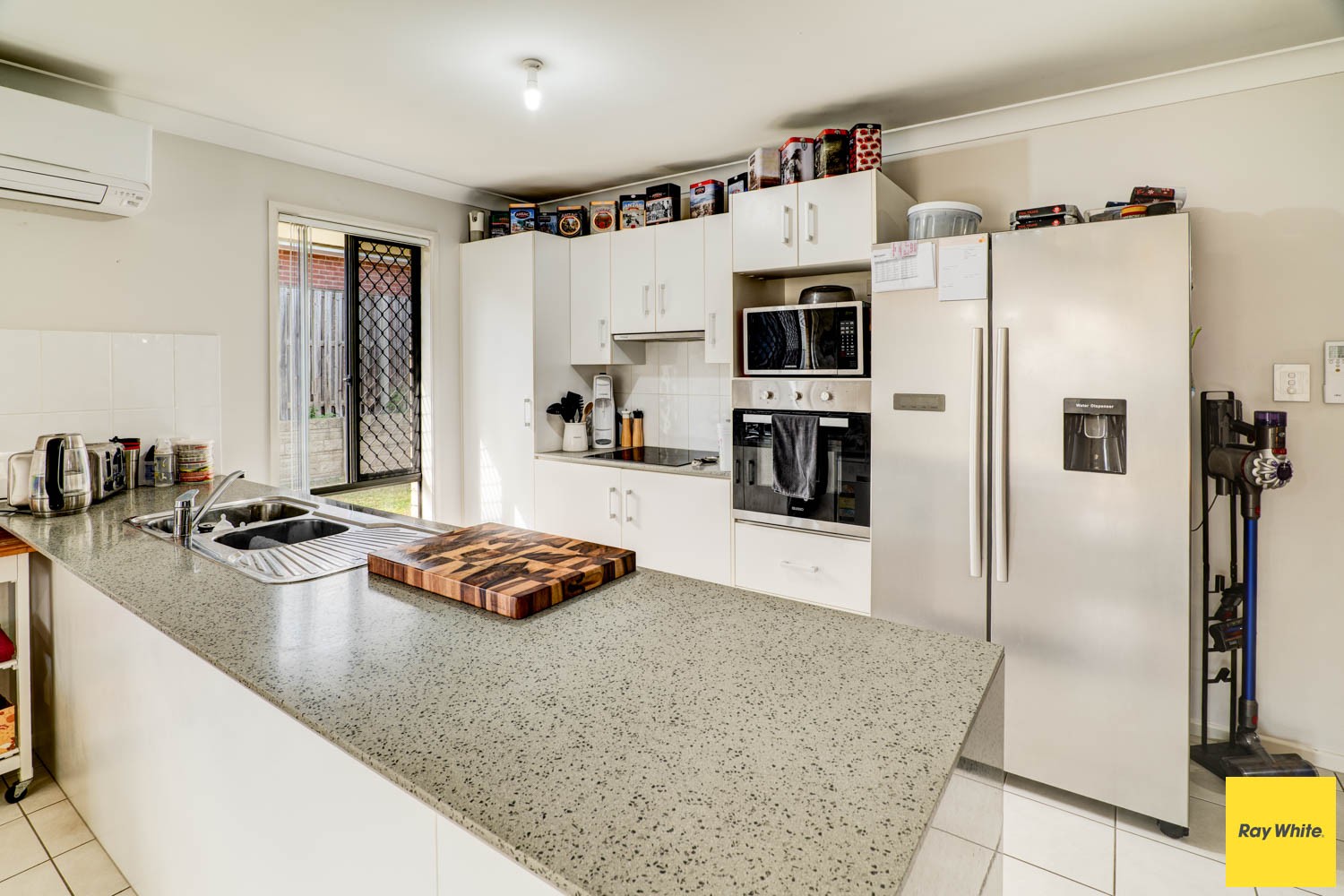 5 Cinderwood Court, Fernvale, QLD 4306