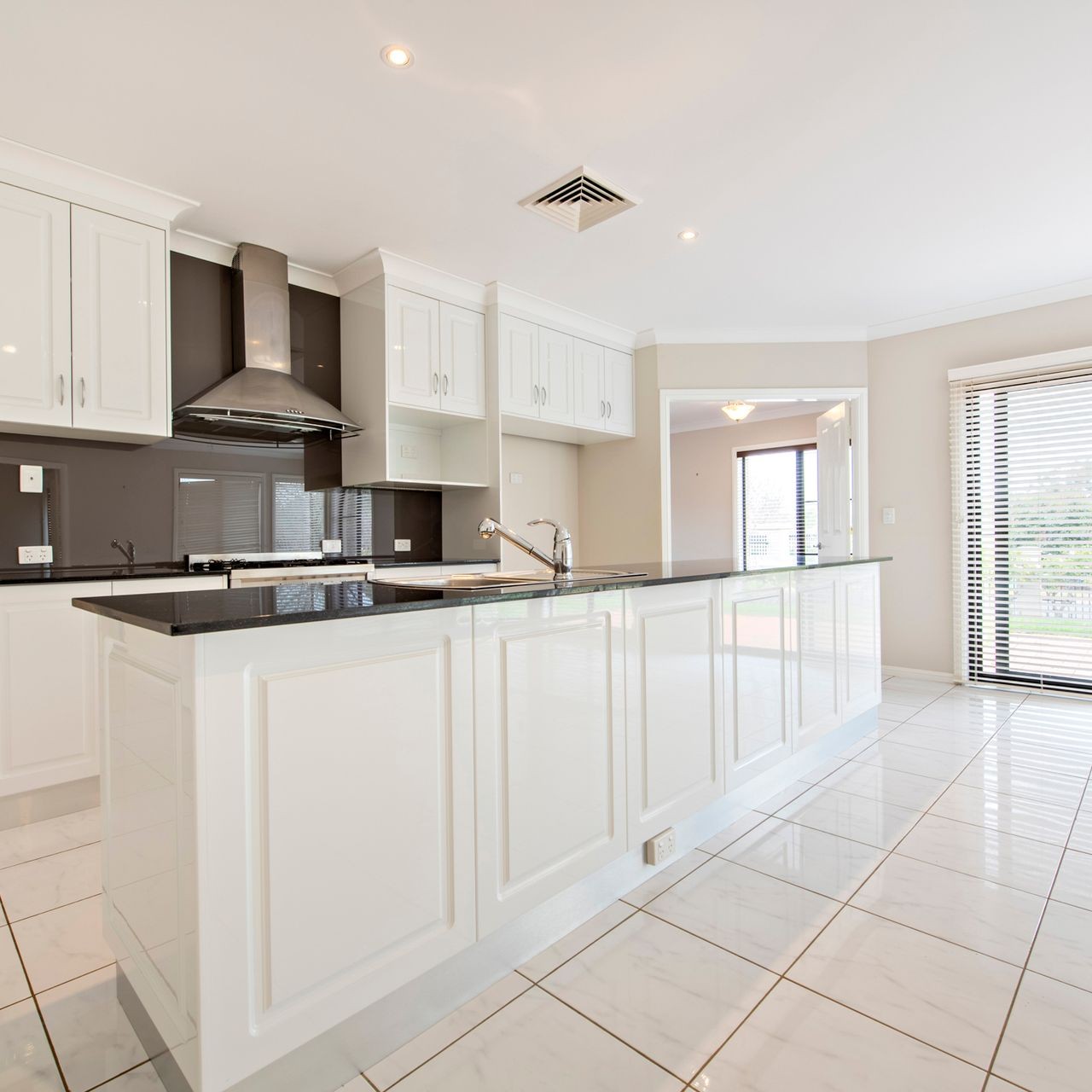 15 Pinehurst Avenue, Dubbo, NSW 2830