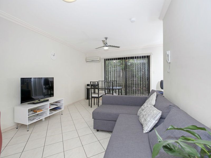 2/50-54 John Street, Redcliffe, QLD 4020