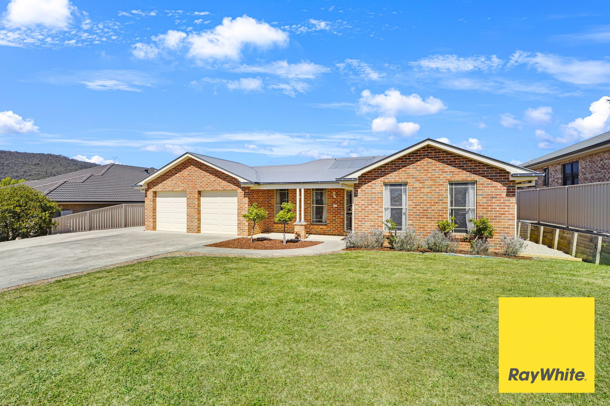 16 Stockade Close, South Bowenfels, NSW 2790 House for Sale Ray