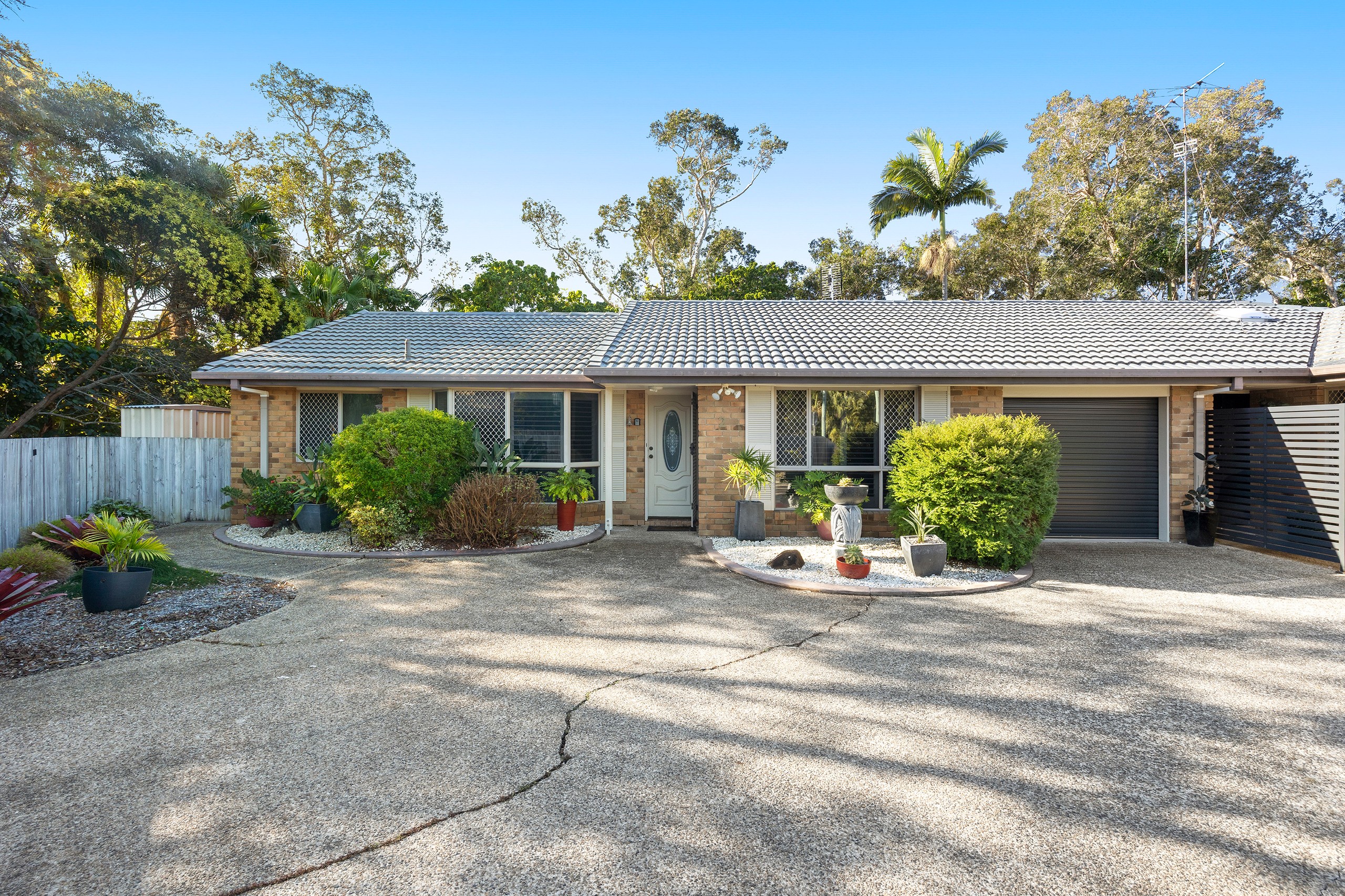 2/126 Amarina Avenue, Mooloolaba, QLD 4557