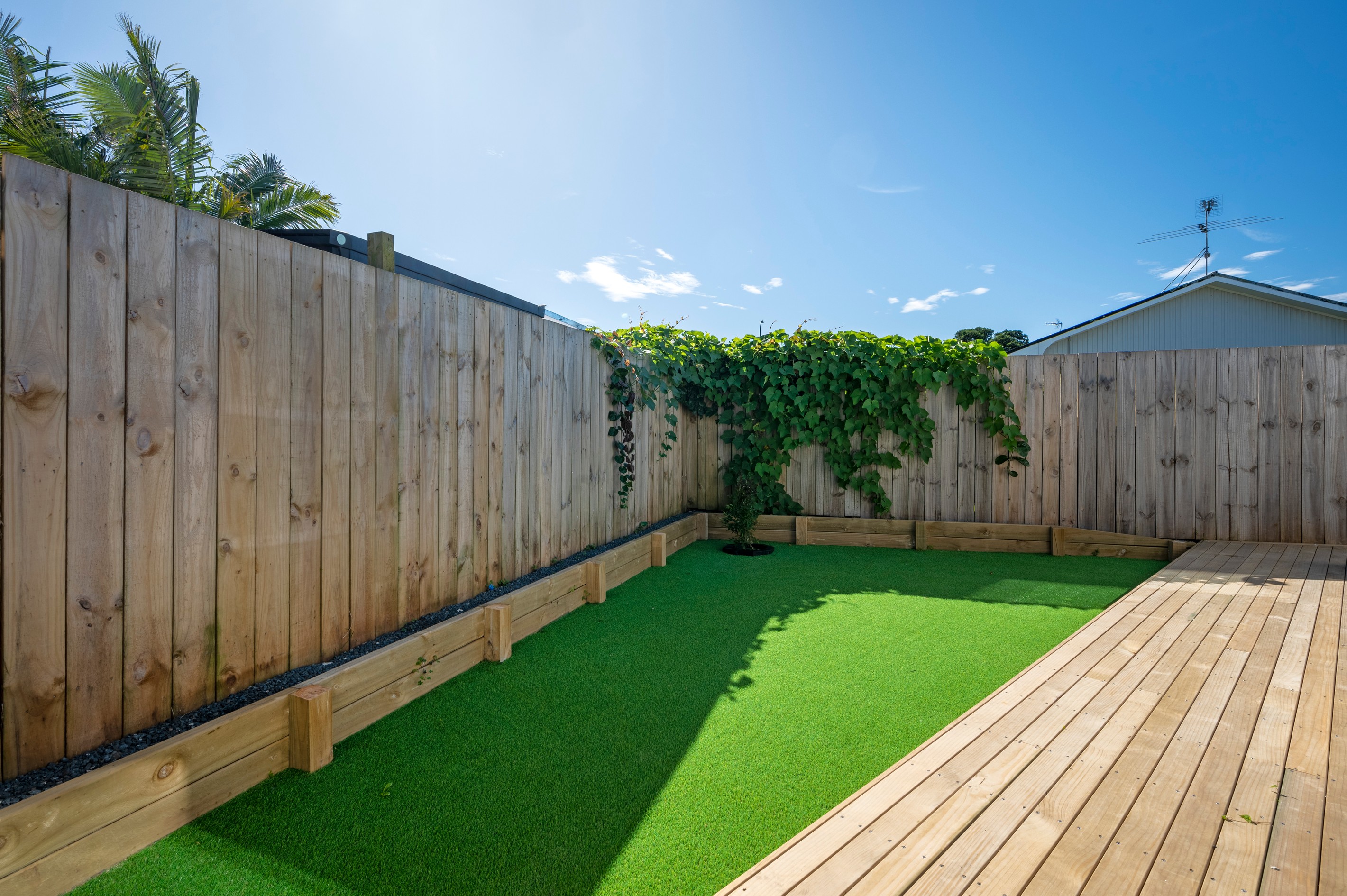 8/5 Grange Road, Papatoetoe, Manukau City