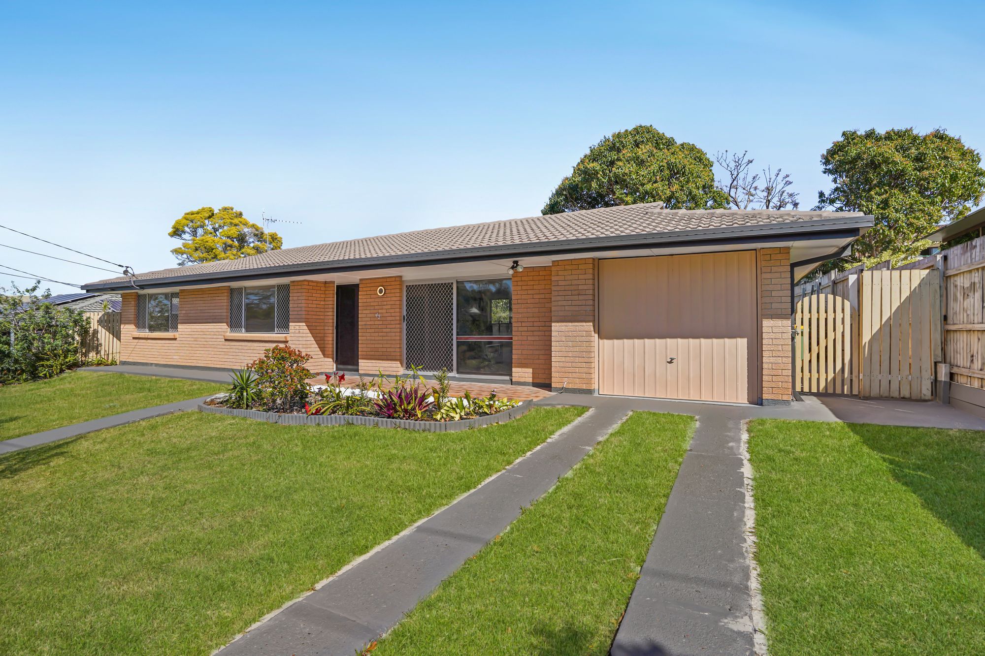 42 Narrawong Street — photo from Ray White Asset Management Shailer Park