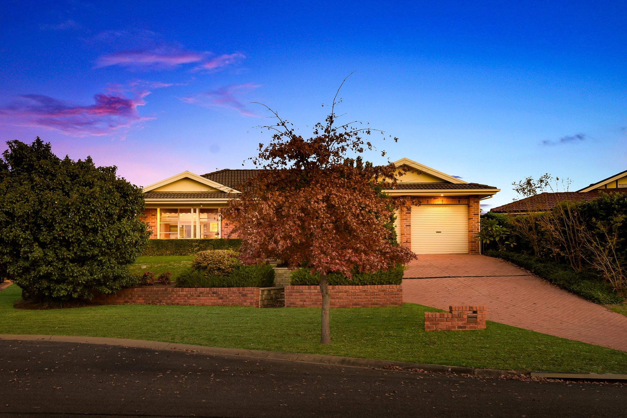 6 Pin Oak Place