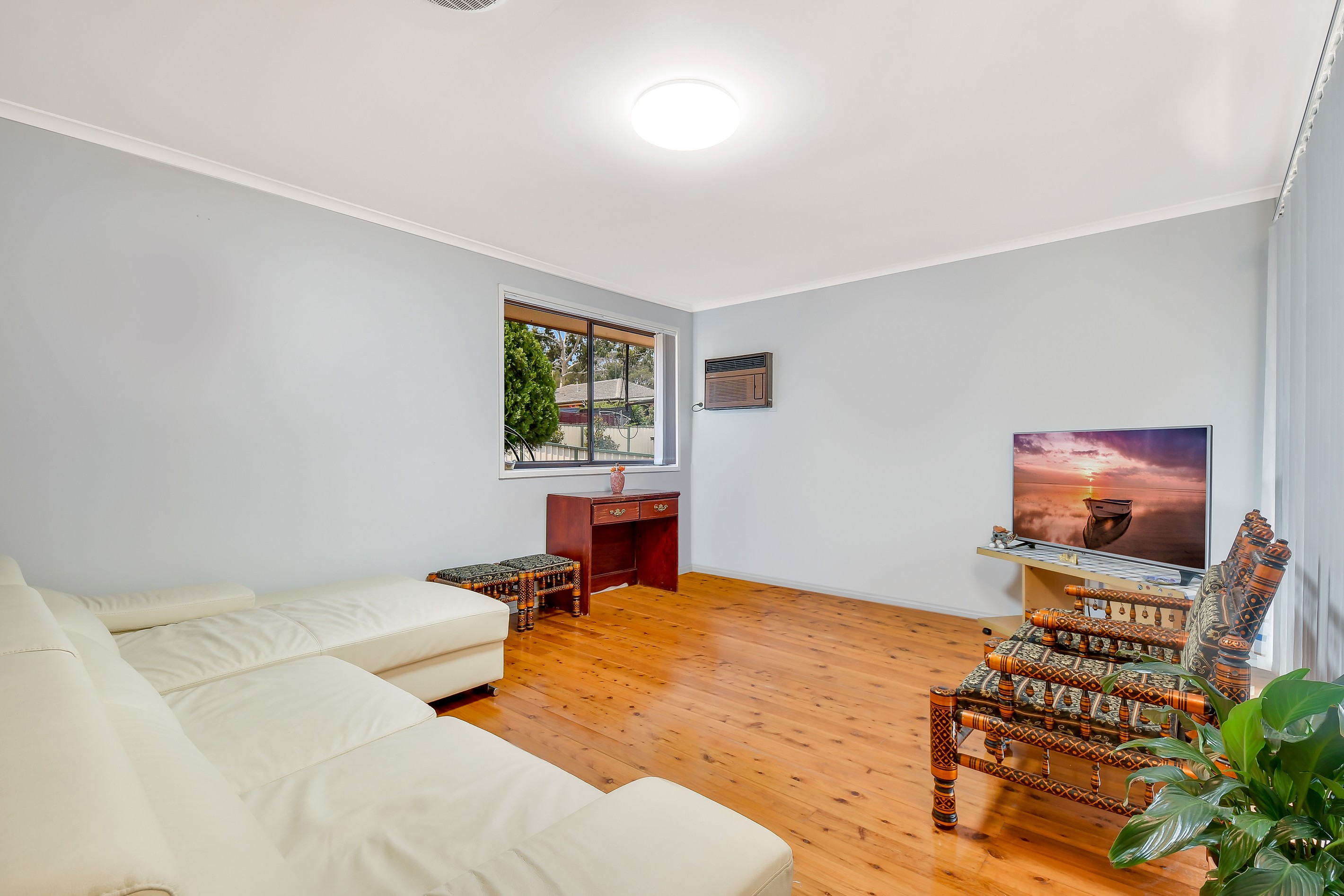 32 Normandy Terrace, Leumeah, NSW 2560