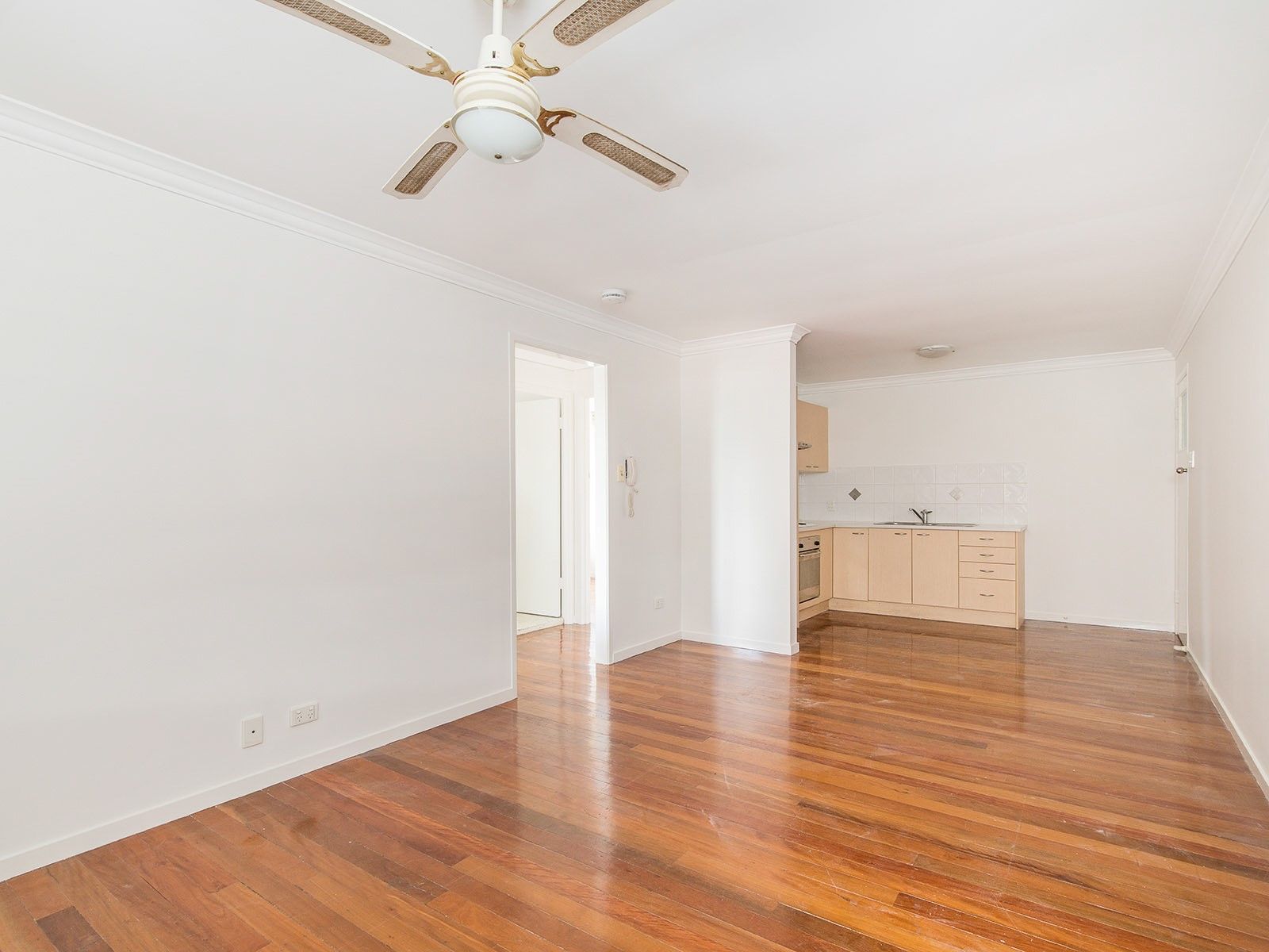 1/23 Baragoola Street, Coorparoo, QLD 4151