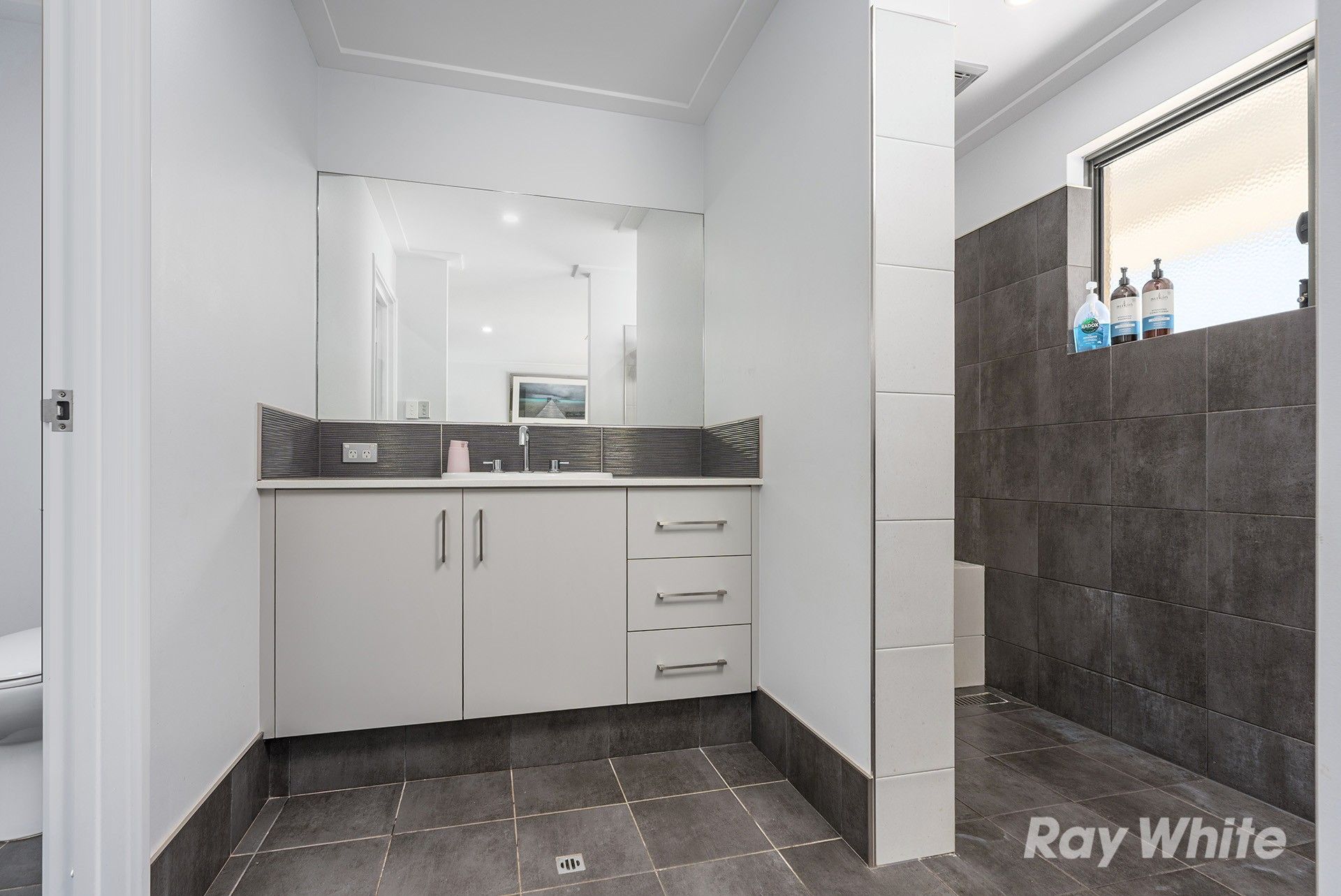 302 Eliza Shaw Drive — photo 12 of 30