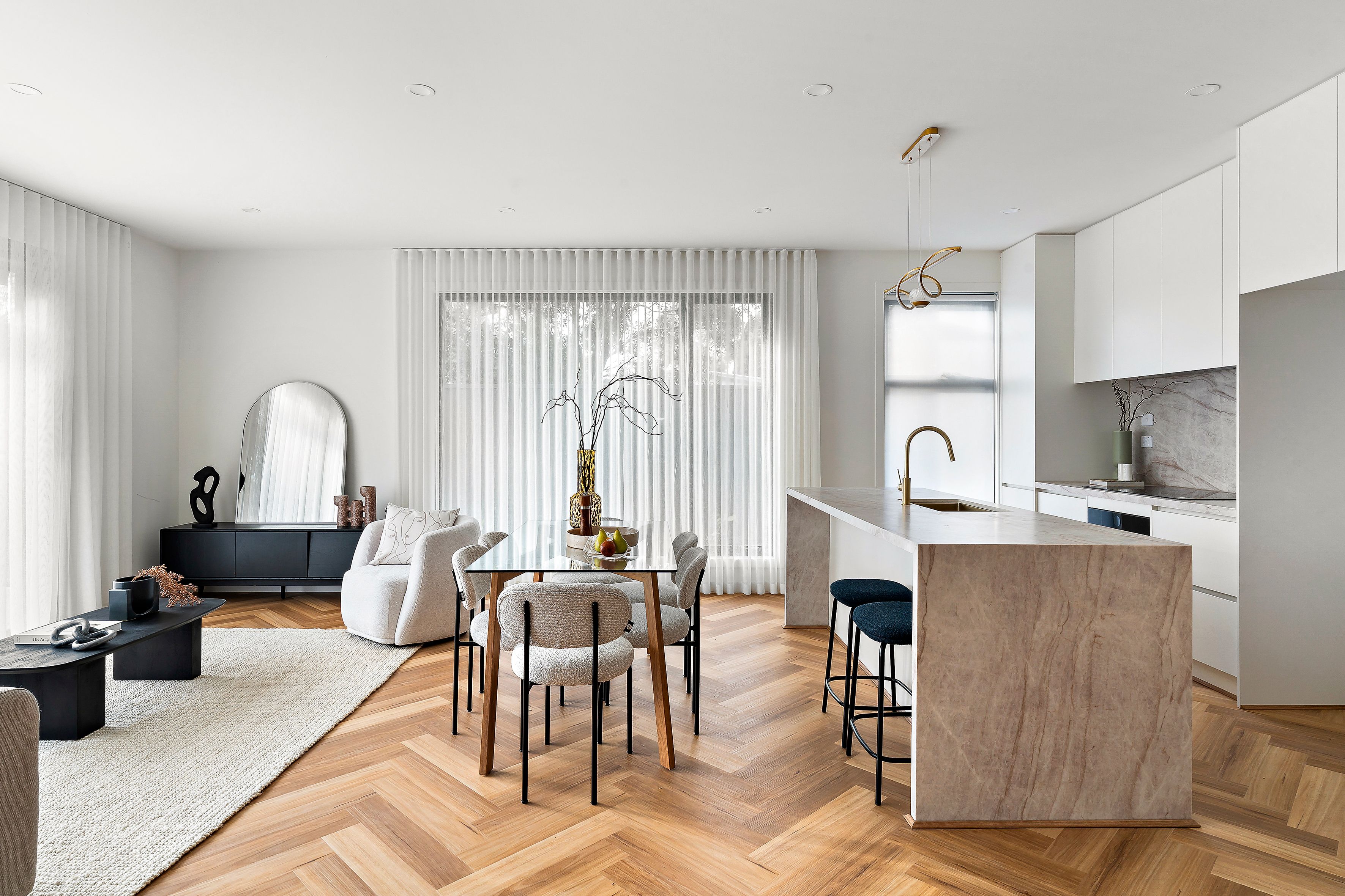 3/142 Lorne Street — photo 4 of 17