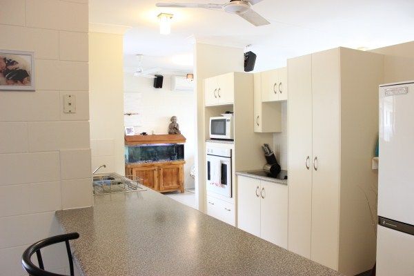 10 Young Circuit, Kirwan, QLD 4817