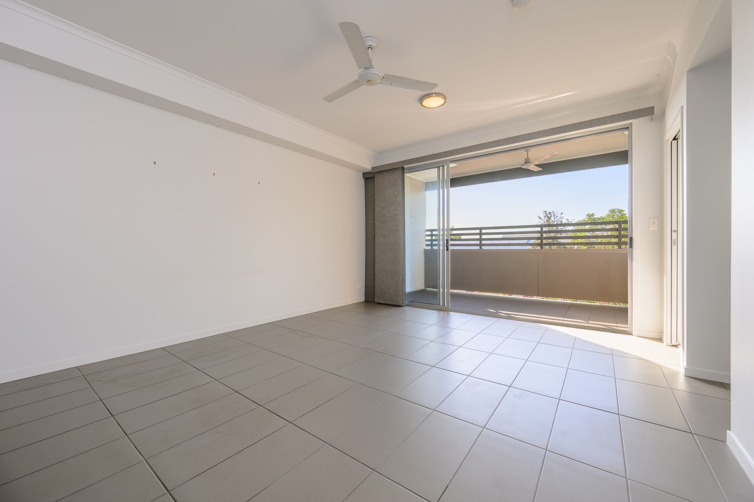 23/100 Glenlyon Street — photo 5 of 15