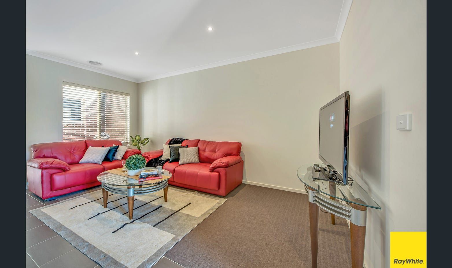 1/21 Starflower Way, Truganina, VIC 3029