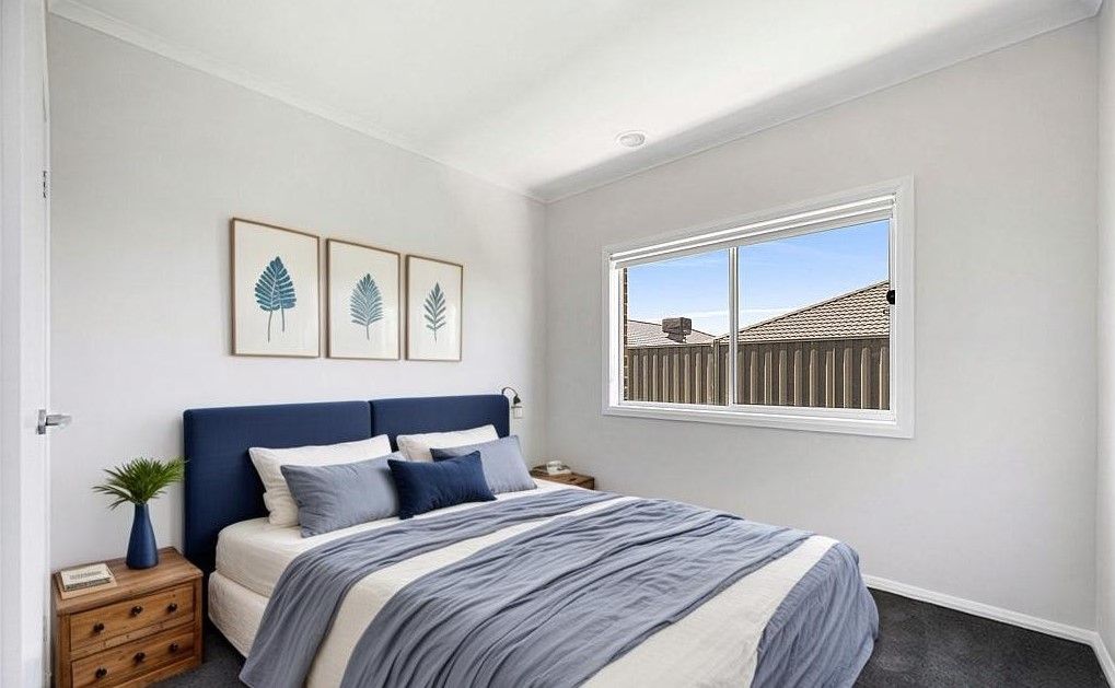 22 Burbidge Street — photo 5 of 12