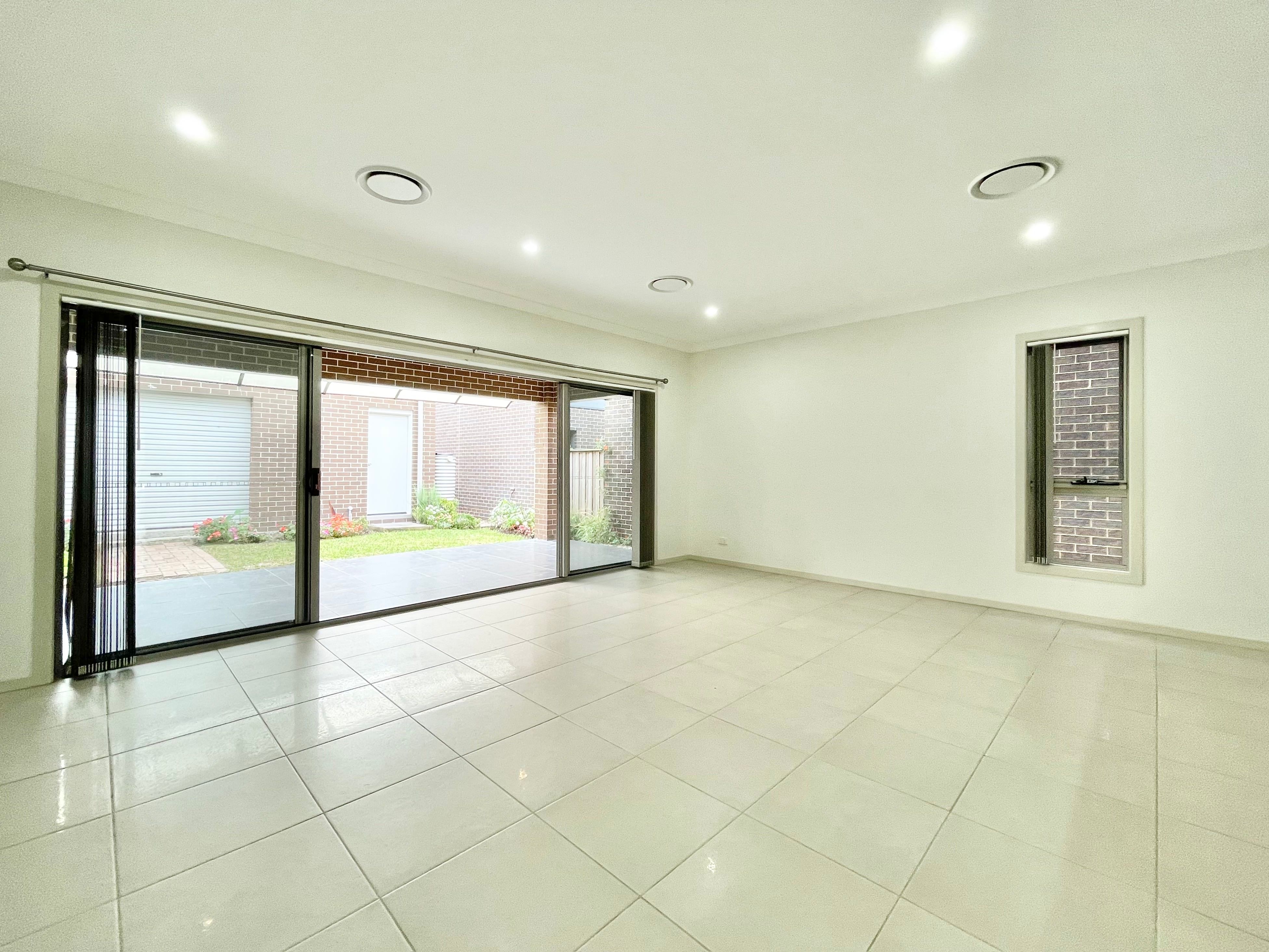 10 Connemara Street, Austral, NSW 2179