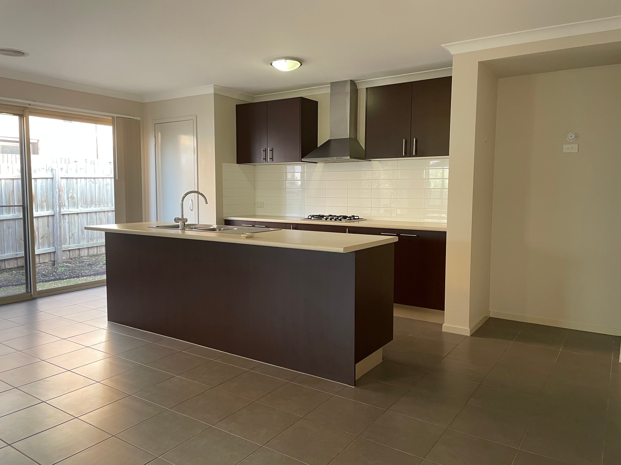 16 Windermere Parade, Doreen, VIC 3754