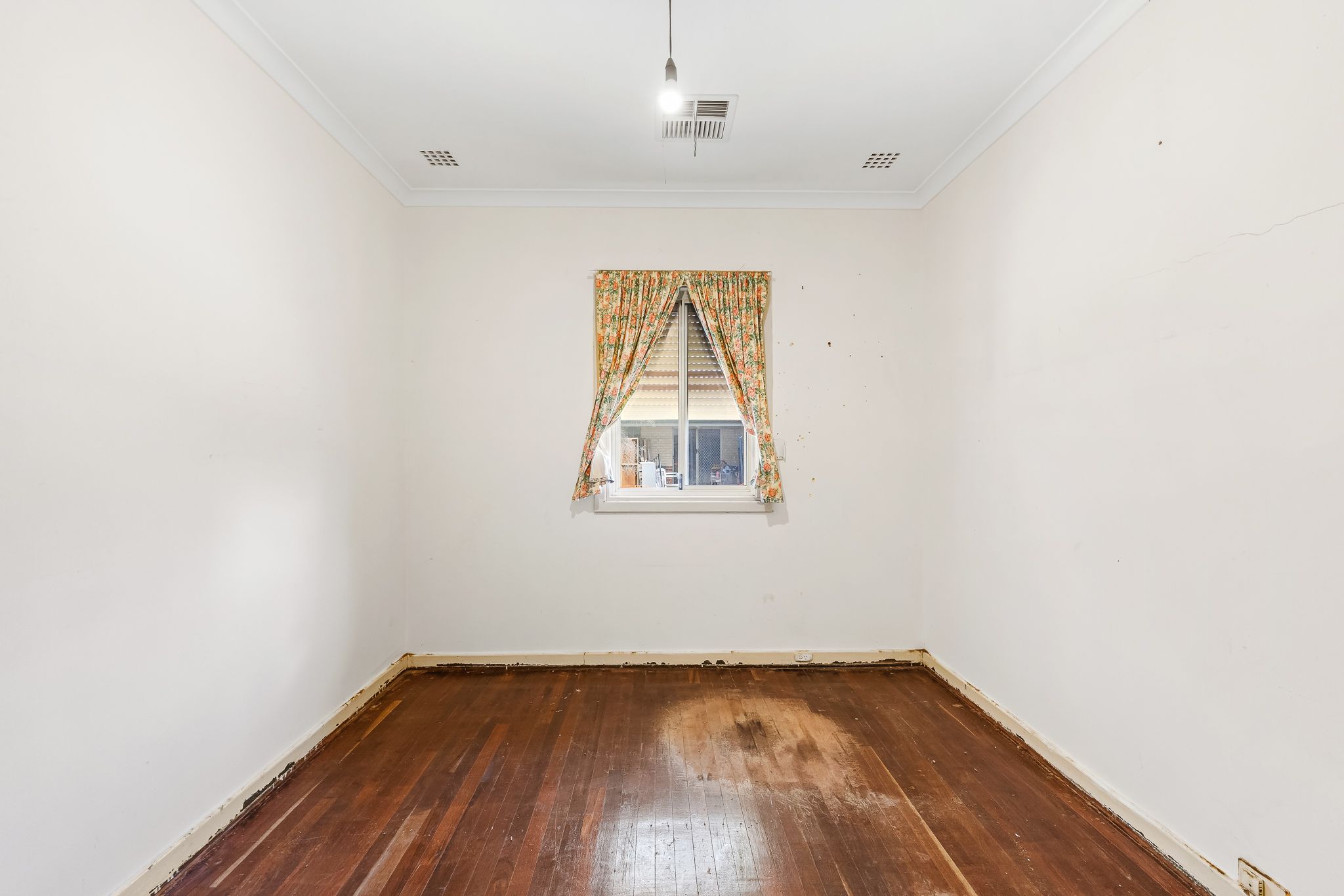 19 Dorothy Street — photo 11 of 18
