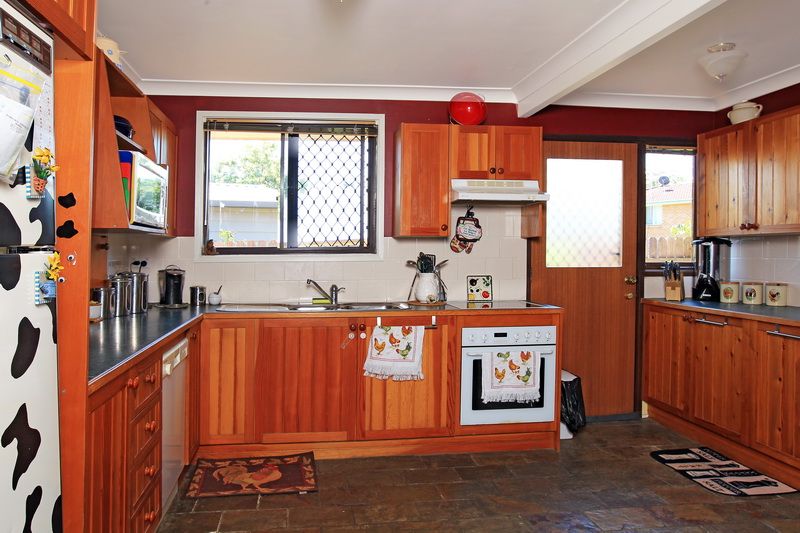 6 Benney Close, West Nowra, NSW 2541