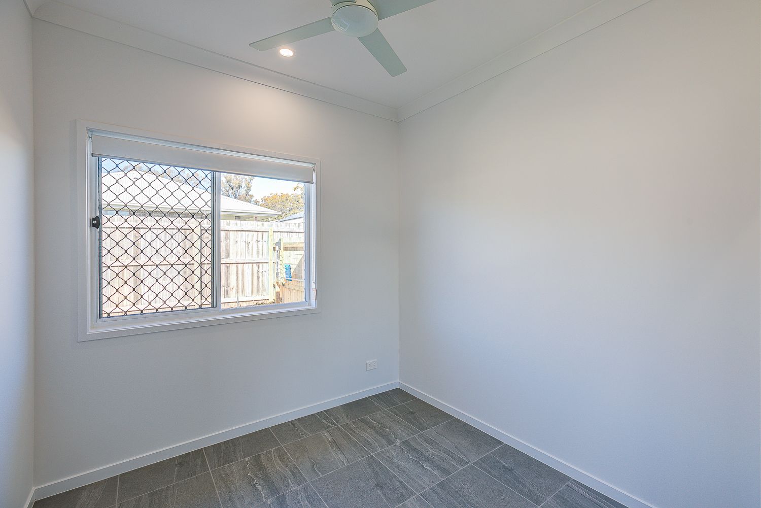 1/34 Redzel Court — photo 9 of 11
