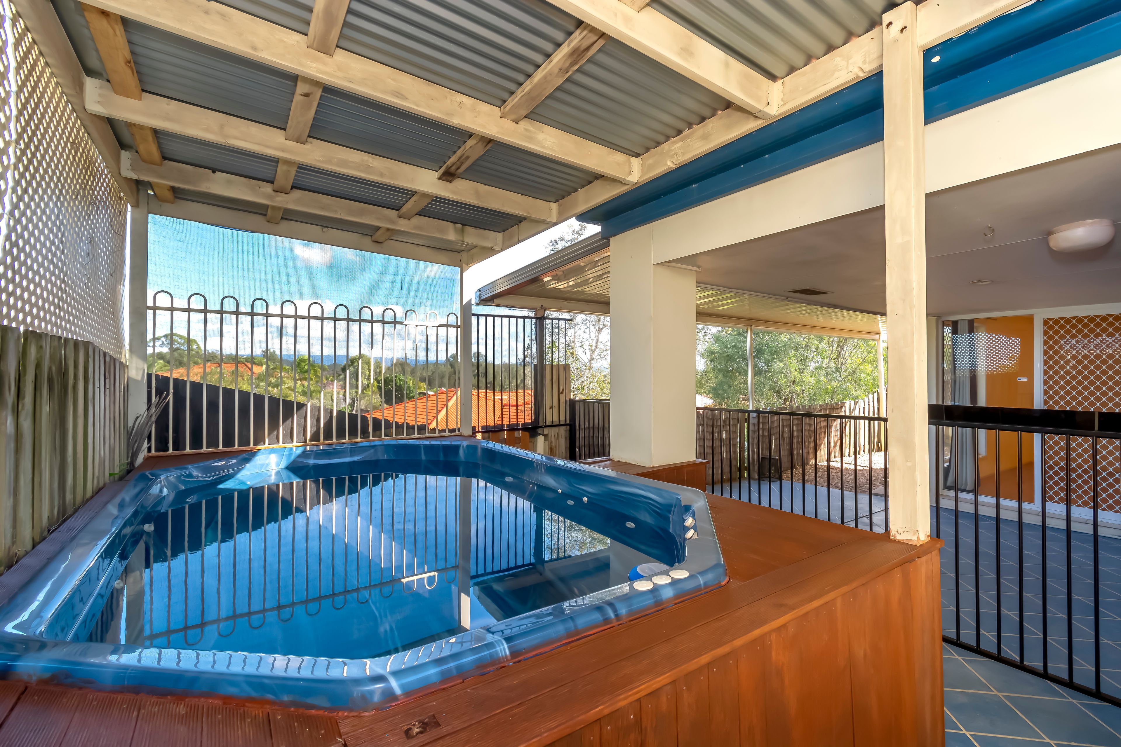 53 Marble Arch Place, Arundel, QLD 4214