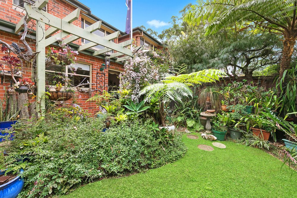 100 Browns Road