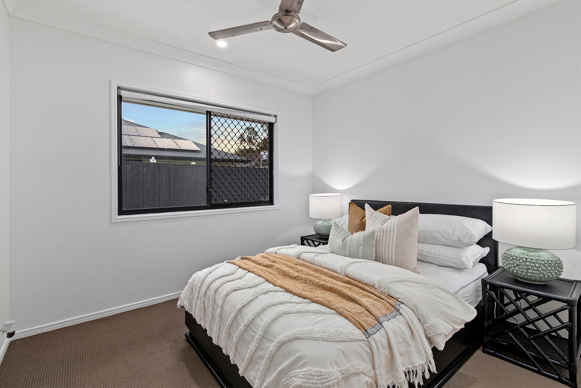 4 King Parrot Close — photo 15 of 27