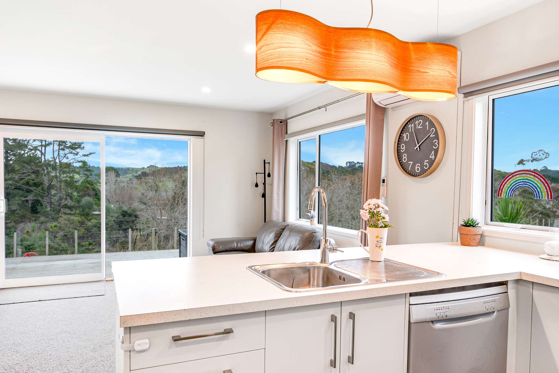 2/206b Tawa Road photo 2