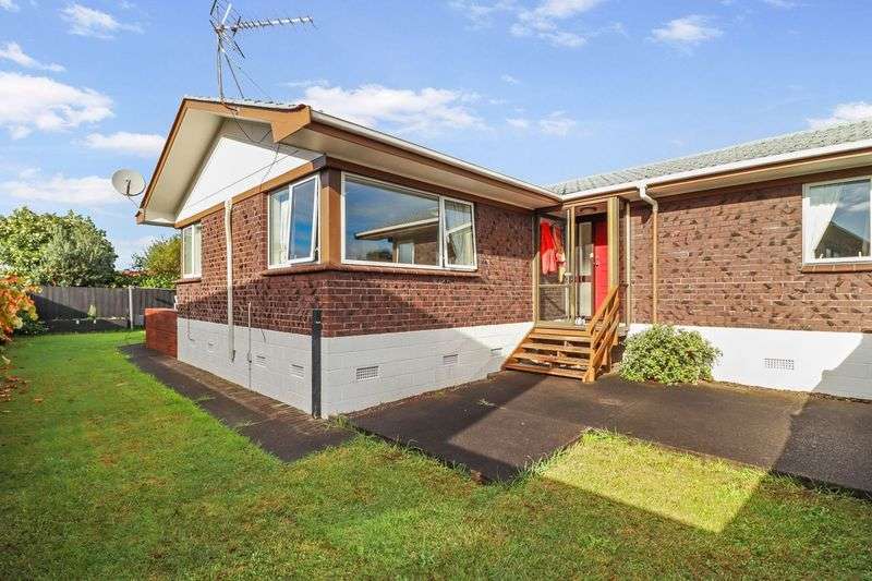 34 Hadley Wood Drive photo 1