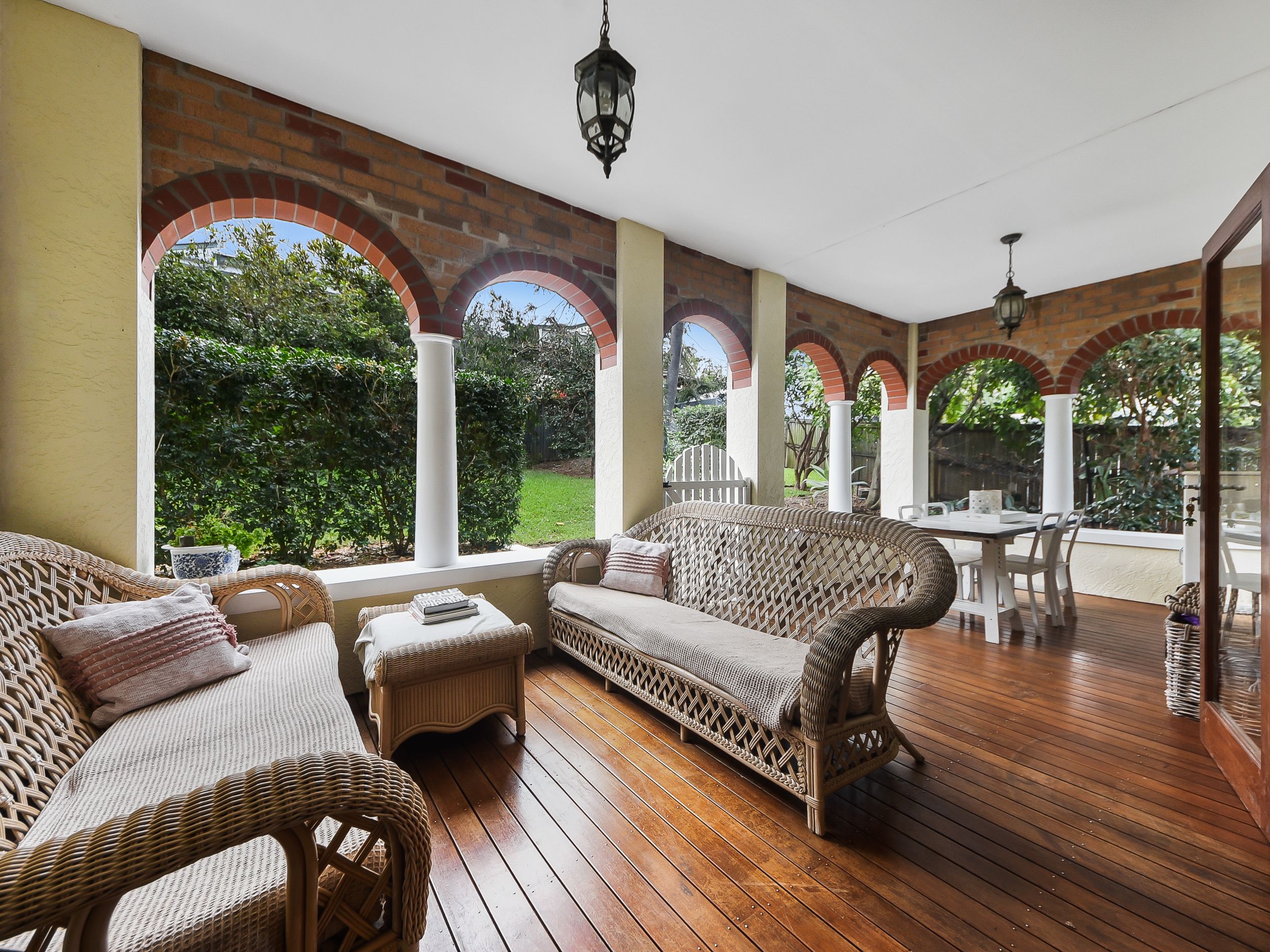 10 Lanham Crescent, Newmarket QLD 4051